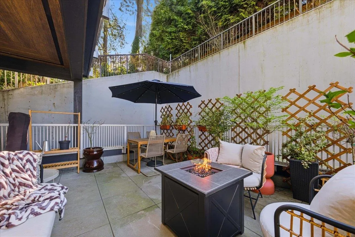 3229 St Johns Street #320