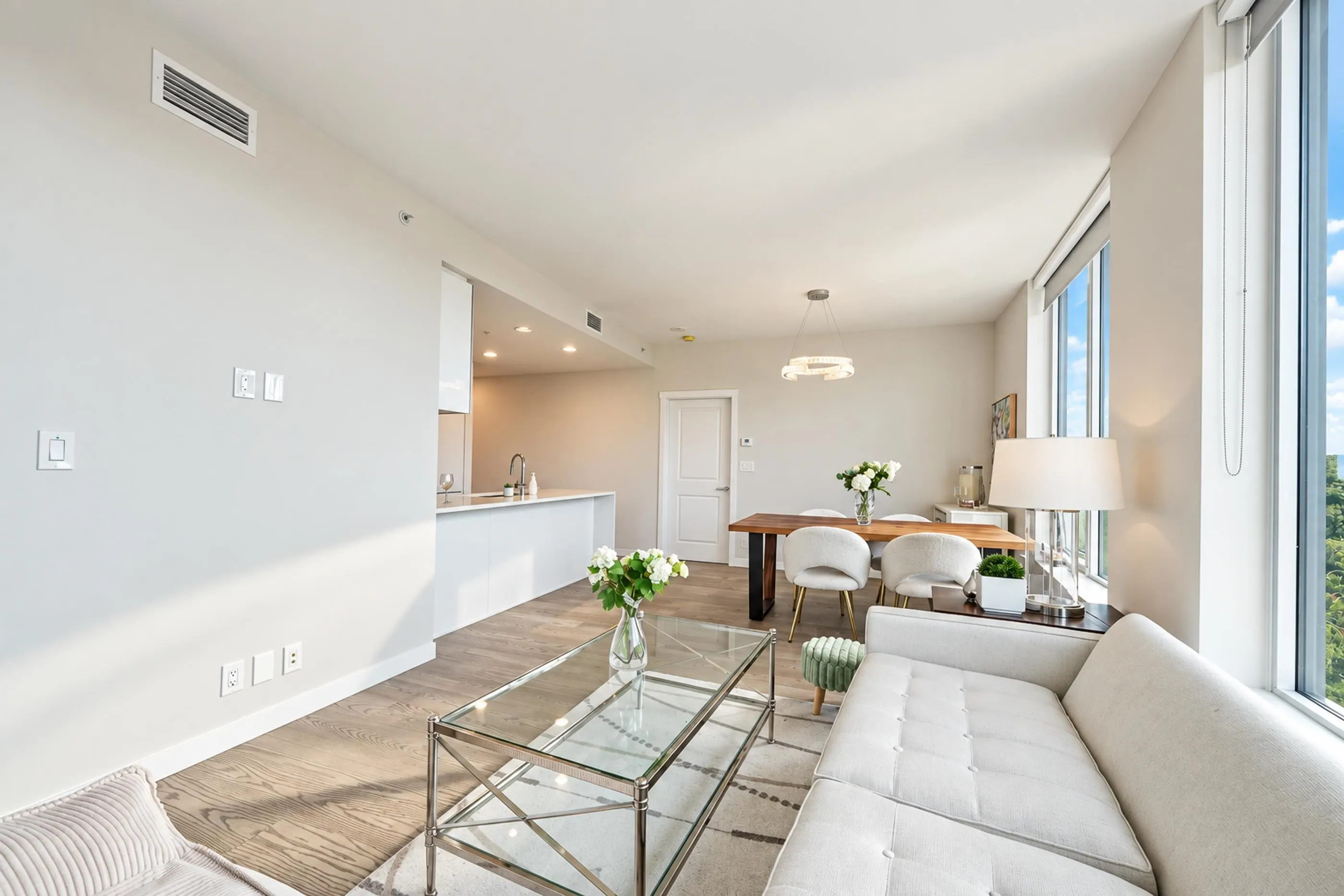 3533 Ross Drive #902