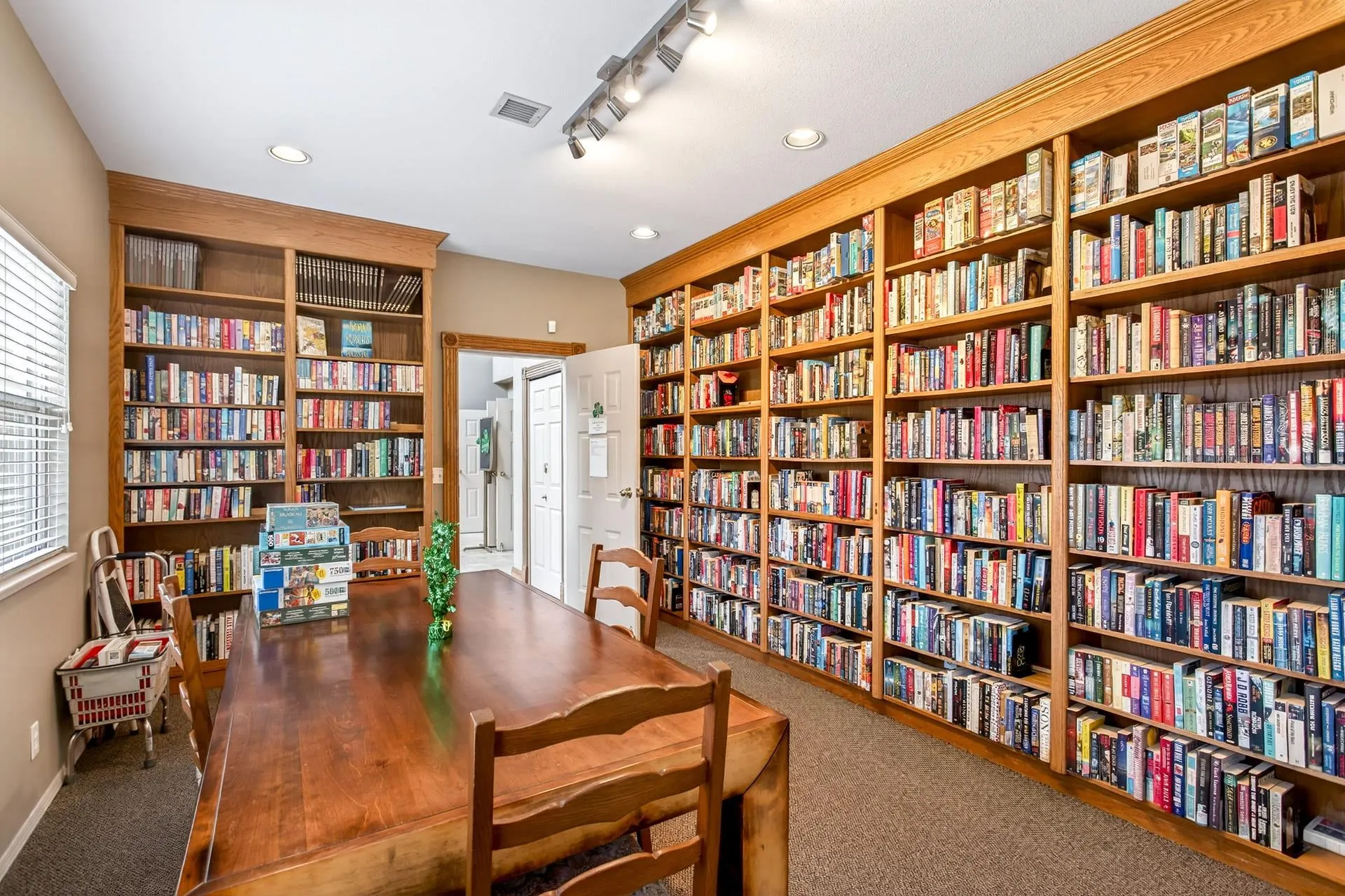 20391 96 Avenue #180