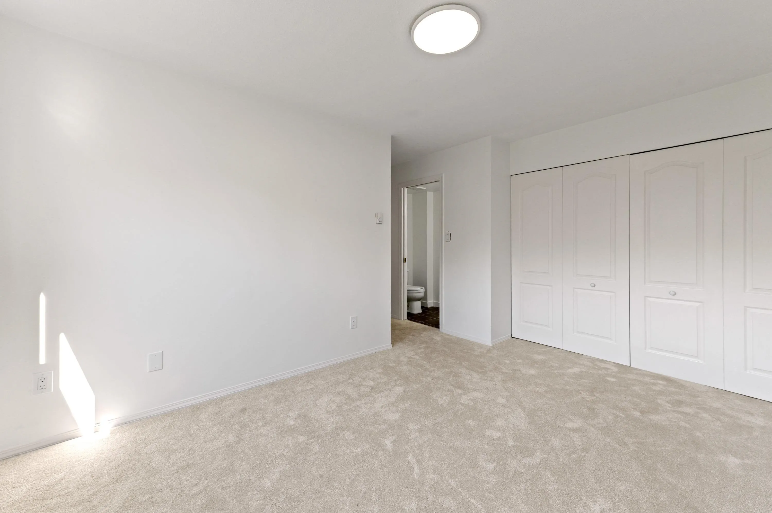 15991 Thrift Avenue #218