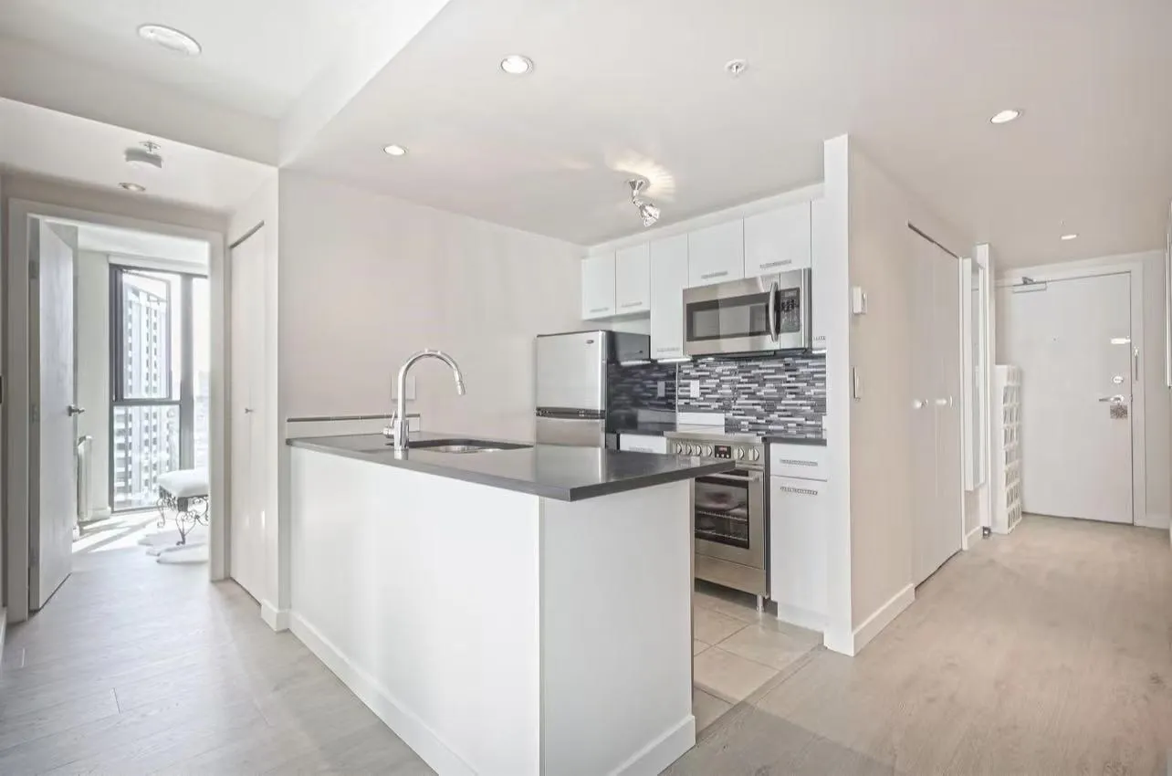 1331 W Georgia Street #2509