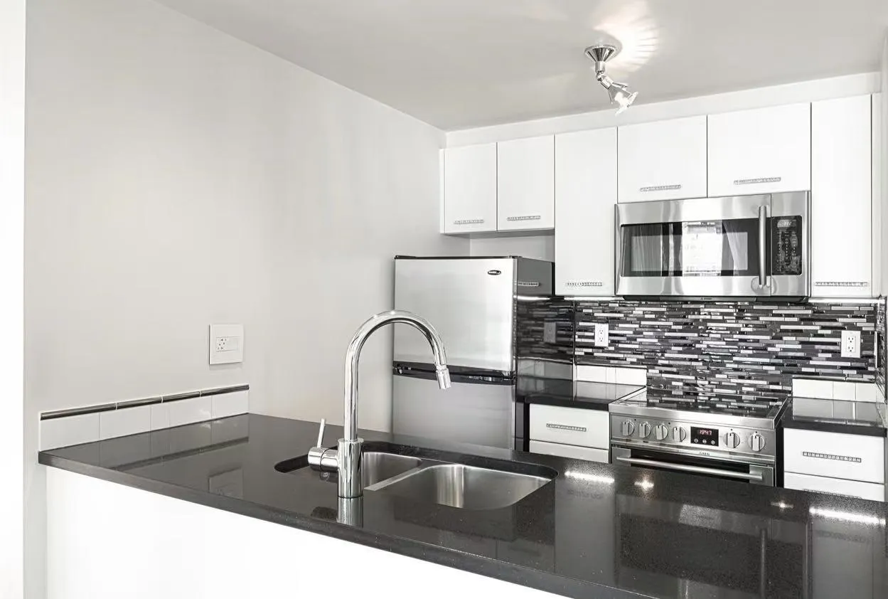 1331 W Georgia Street #2509