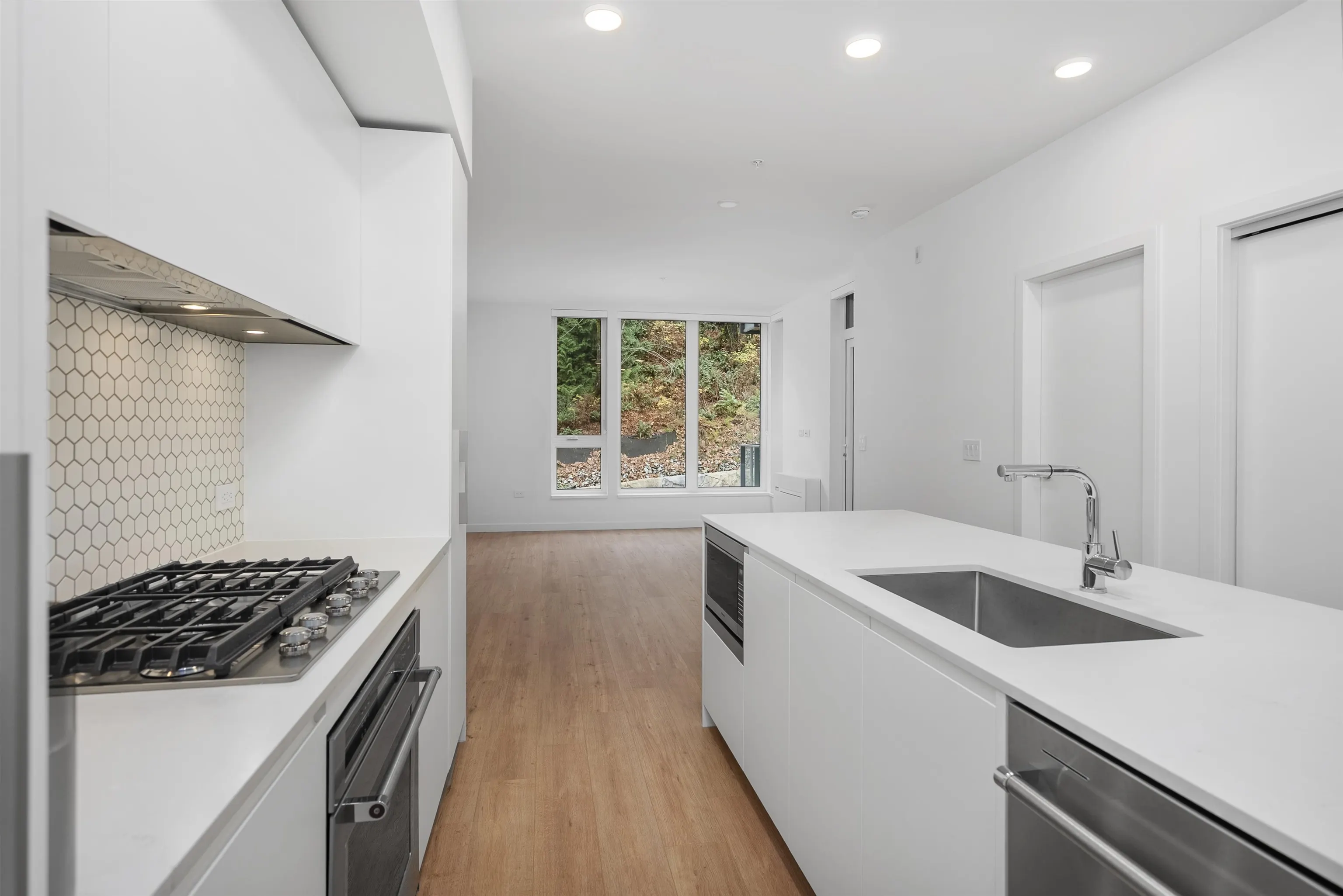 1506 Scott Crescent #304