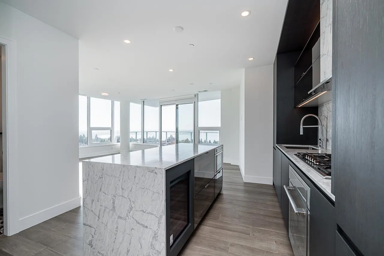 1342 Johnston Road #804