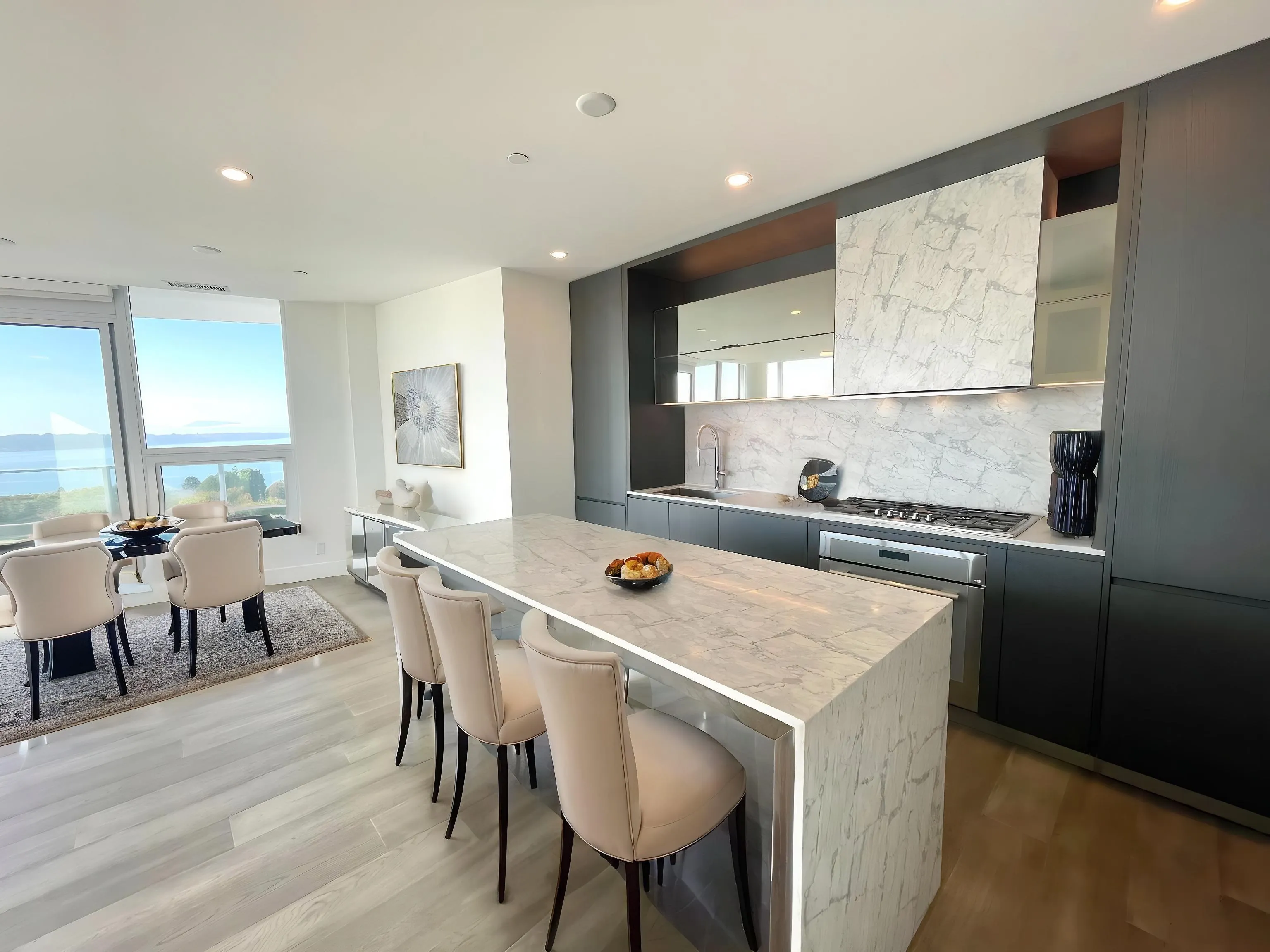 1342 Johnston Road #804