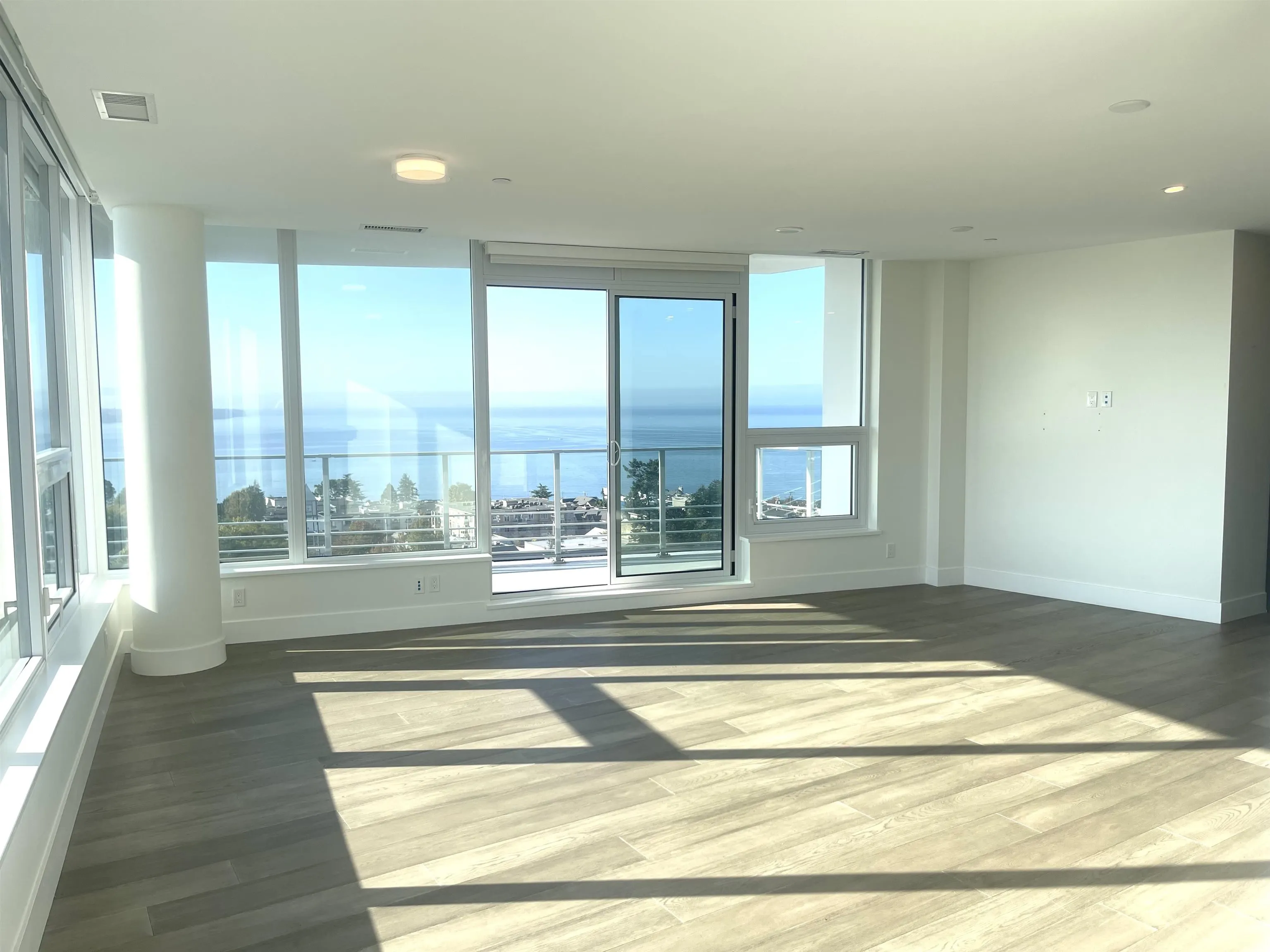 1342 Johnston Road #804
