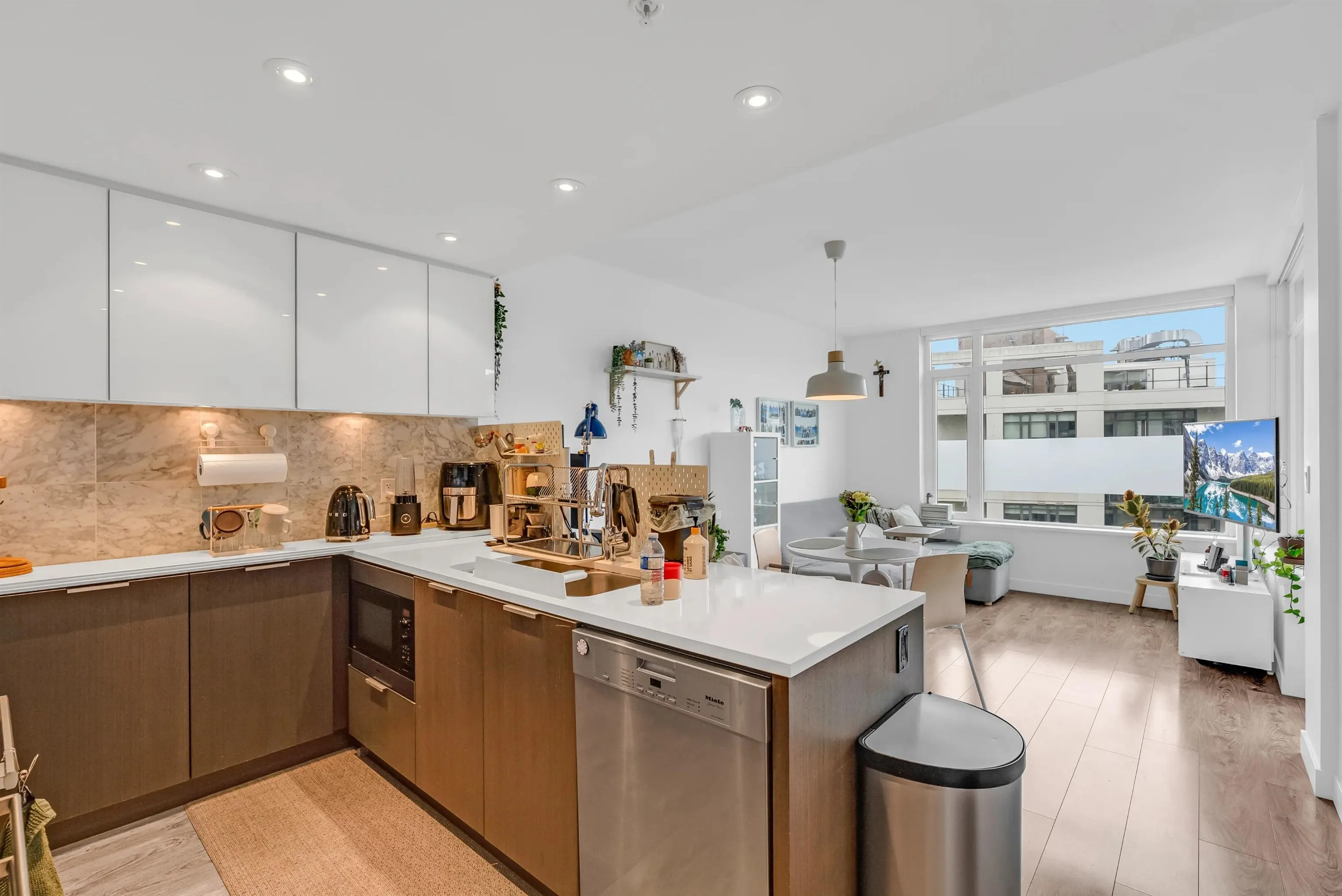 110 Switchmen Street #908