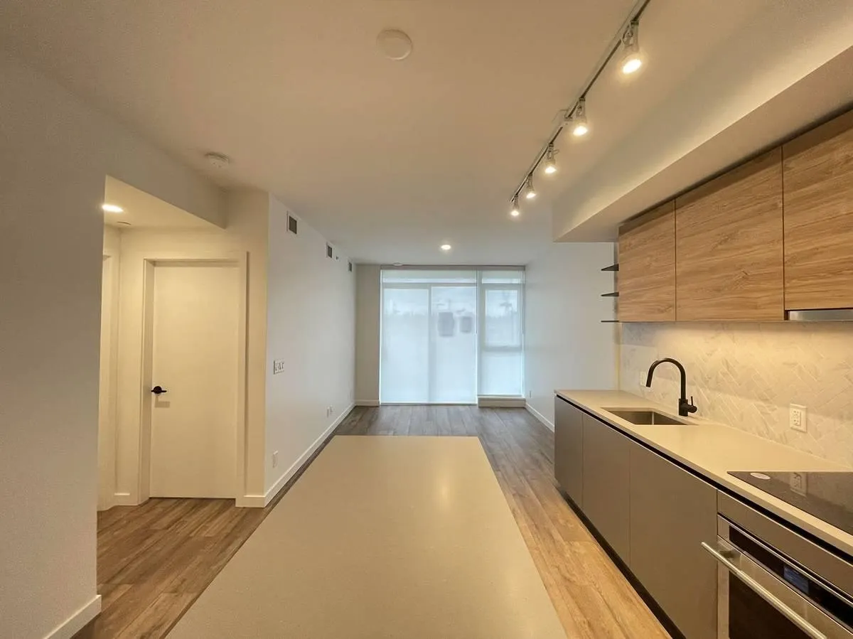 10448 University Dr #7XX