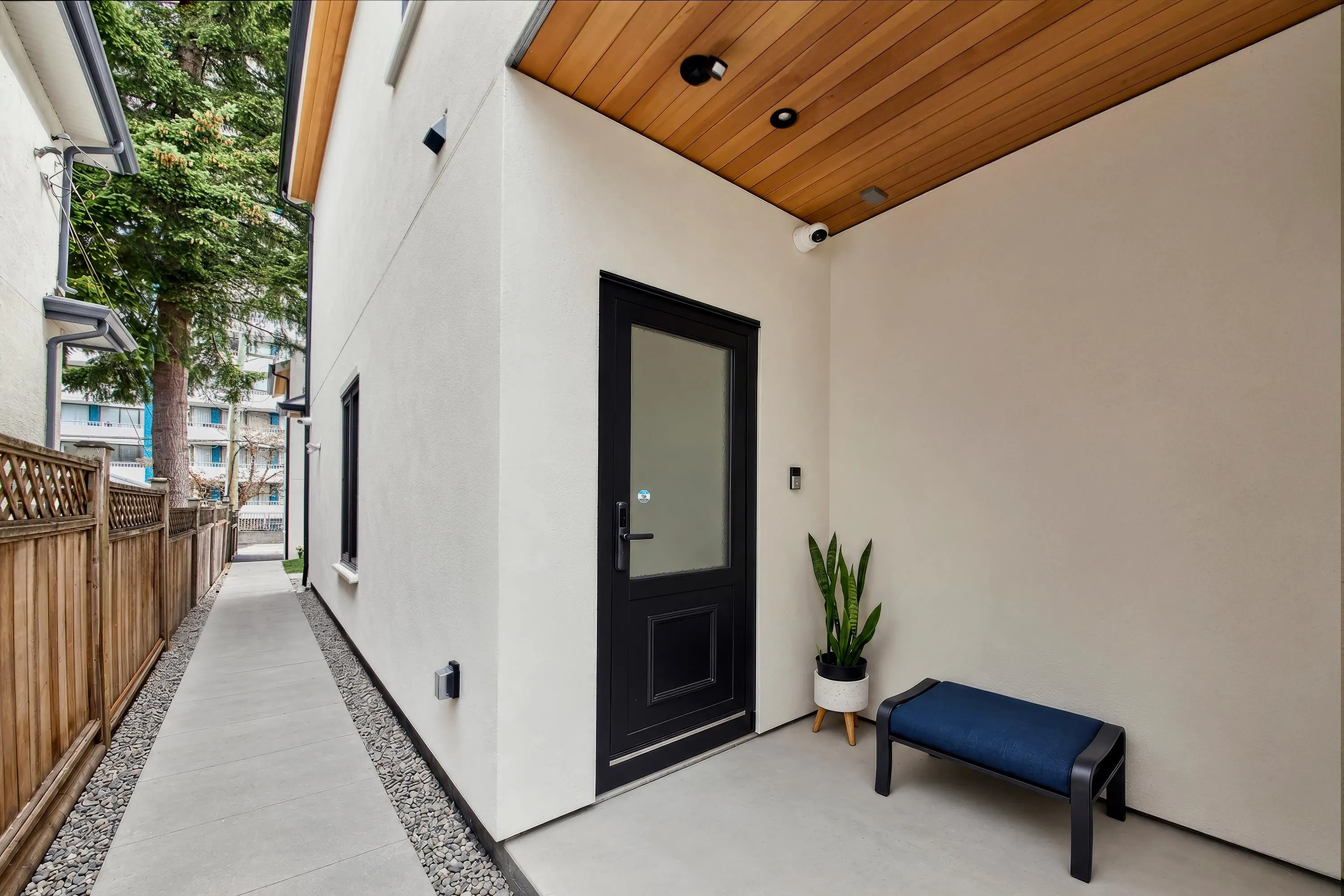 4659 W 11th Avenue #2