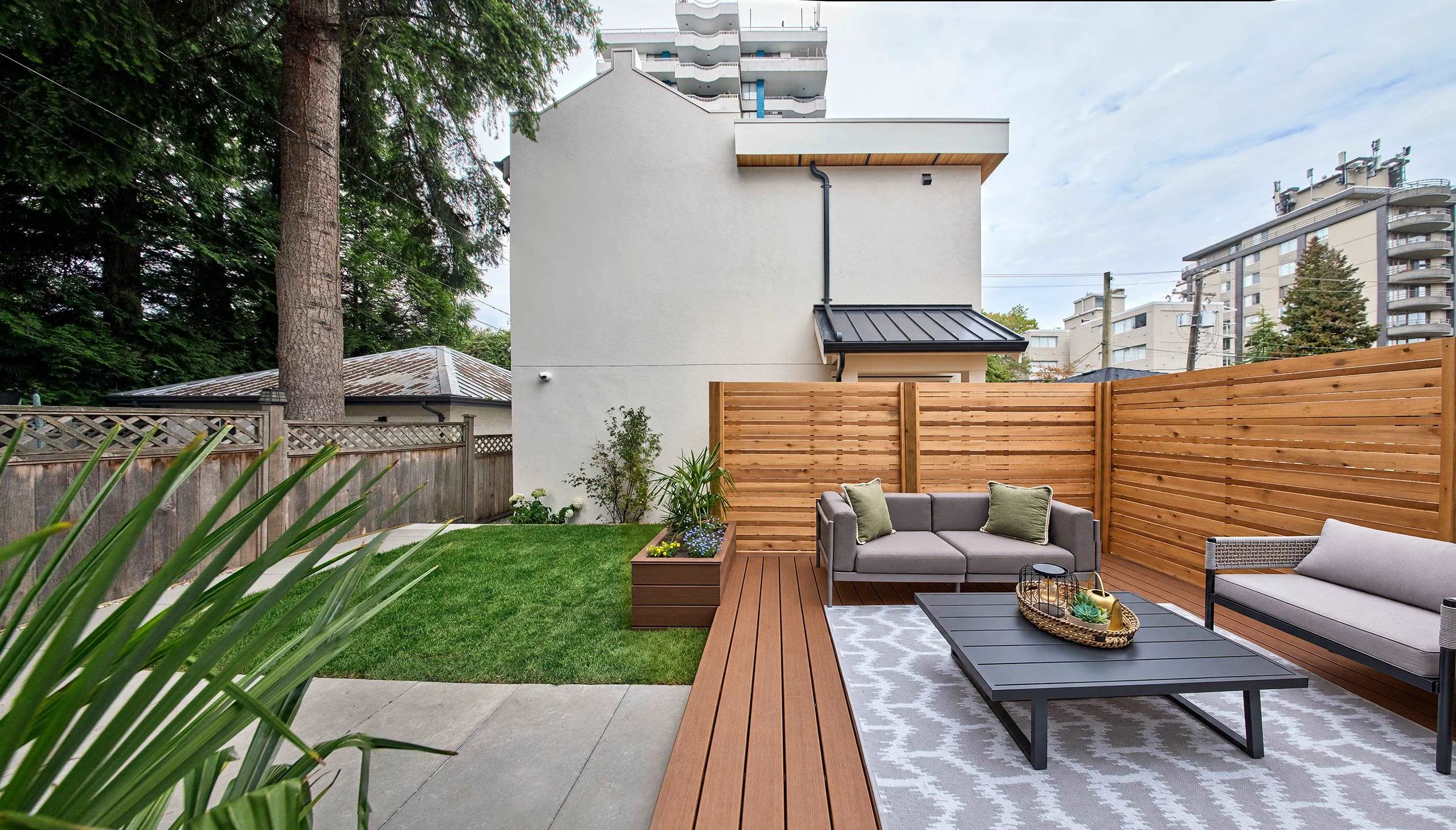 4659 W 11th Avenue #2
