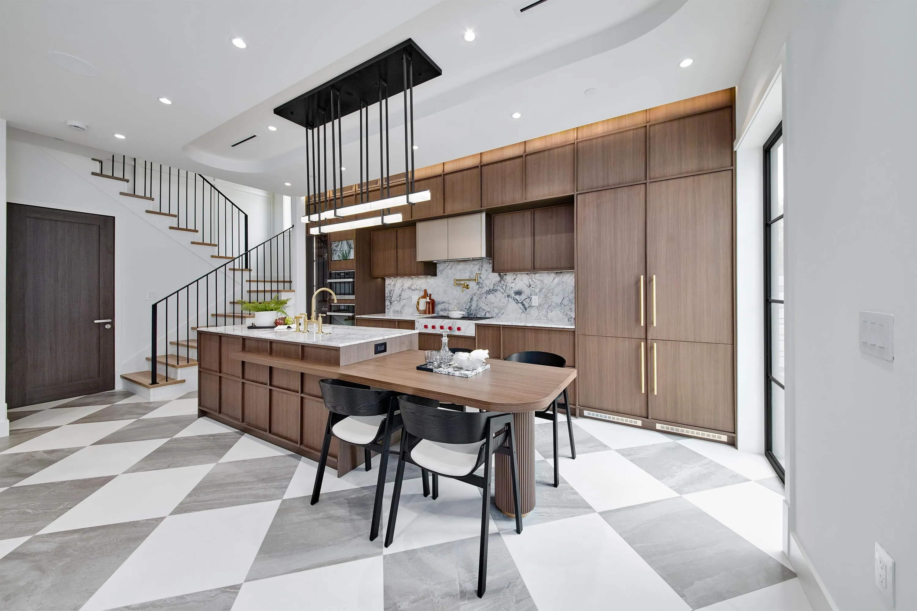 4659 W 11th Avenue #2