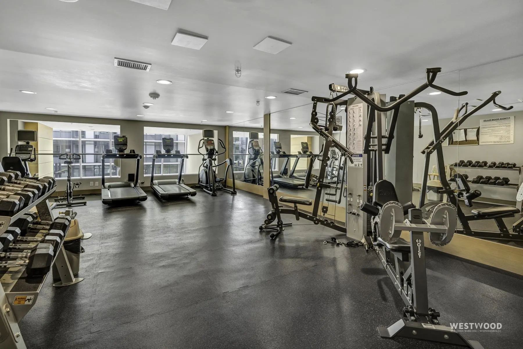 2080 W Broadway #661