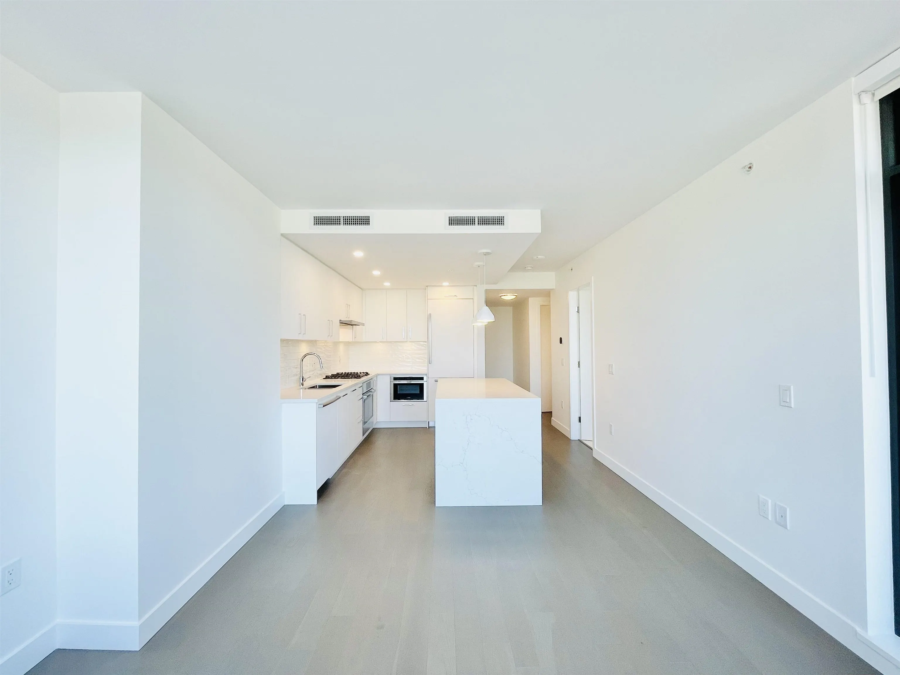 1588 Johnston Road #303