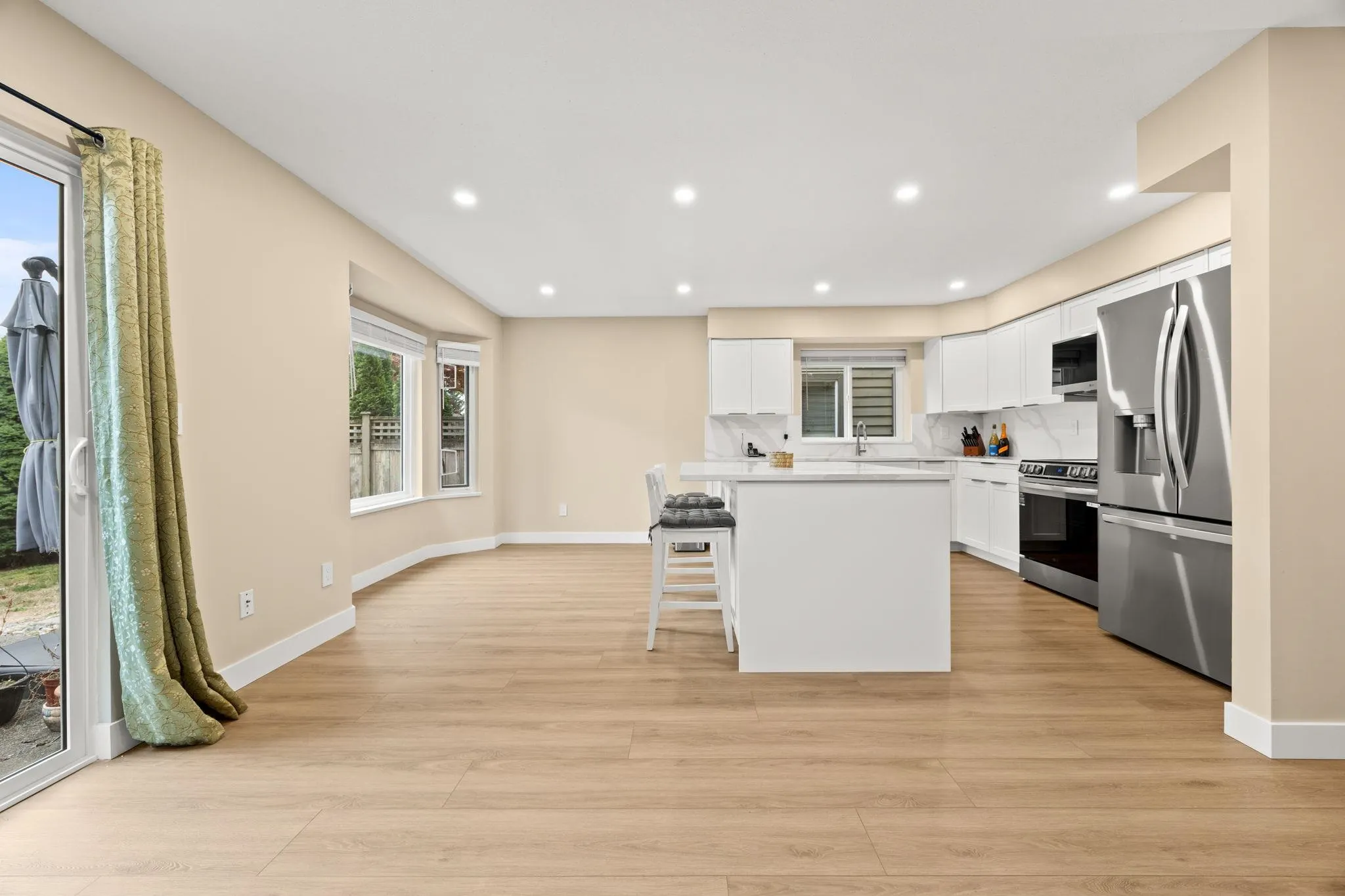 9727 152b Street #22