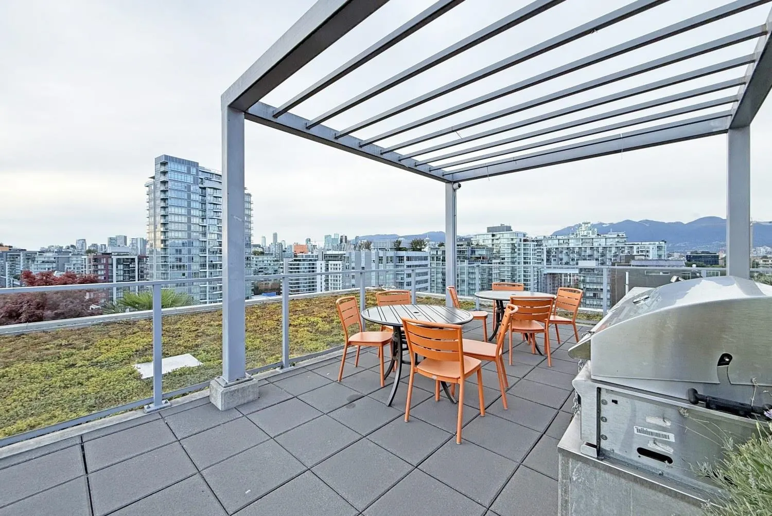 180 E 2nd Avenue #1211