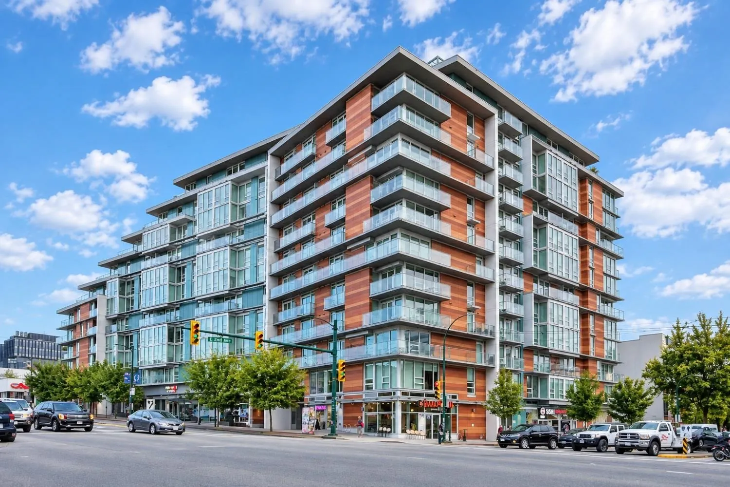 180 E 2nd Avenue #1211