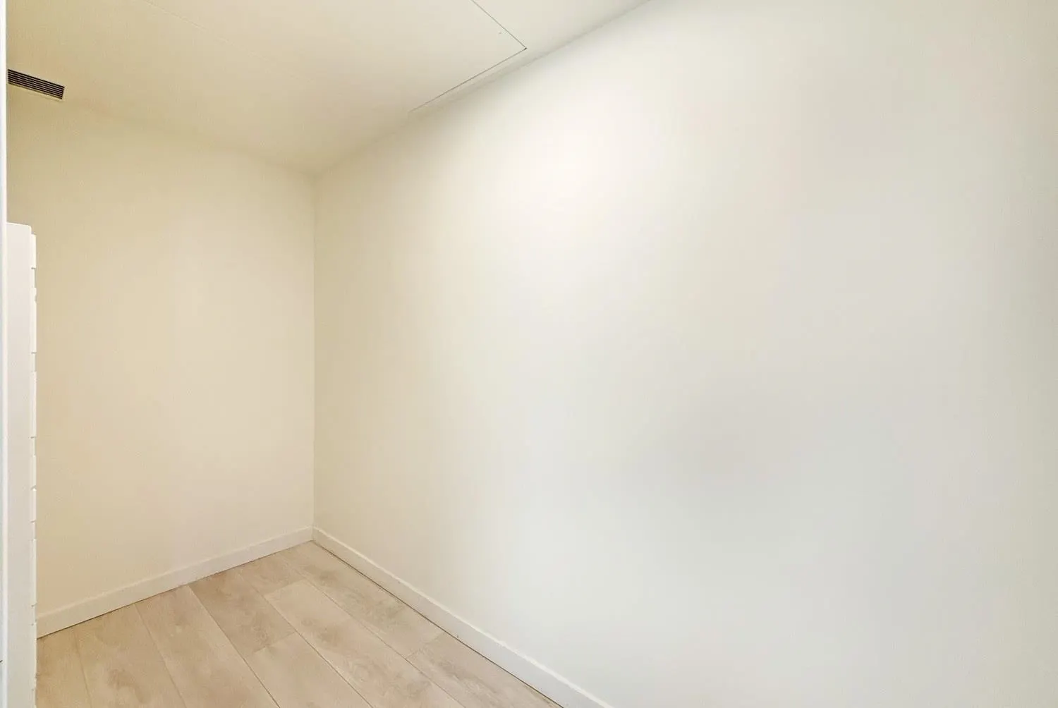 180 E 2nd Avenue #1211