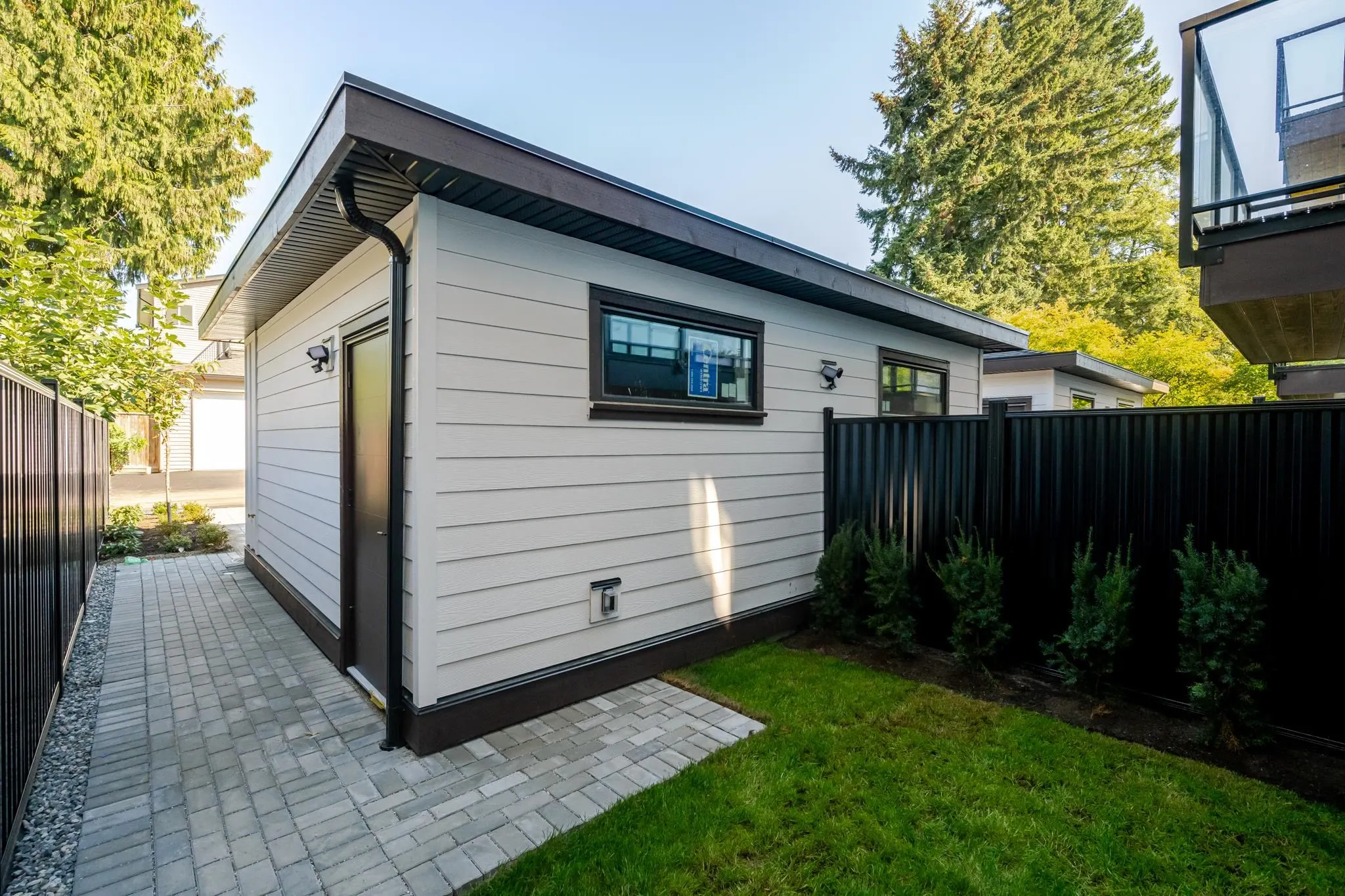 1759 Morgan Avenue #101