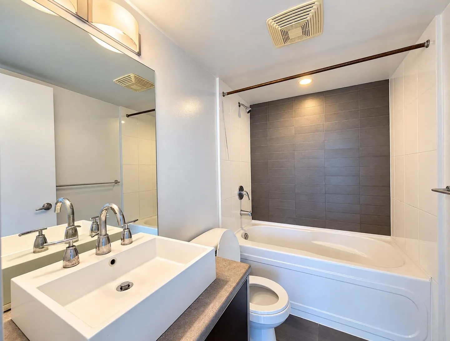 13688 100 Avenue #2507