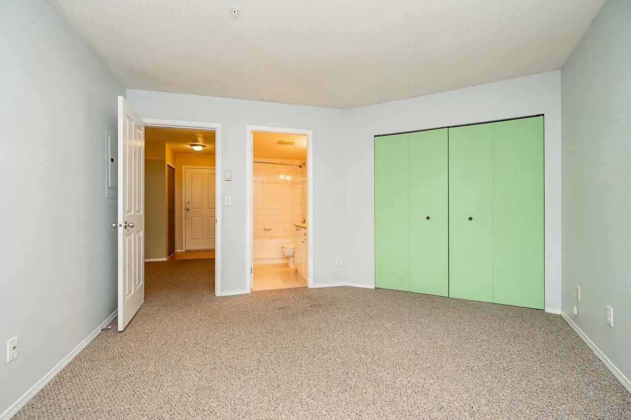 10186 155 Street #201