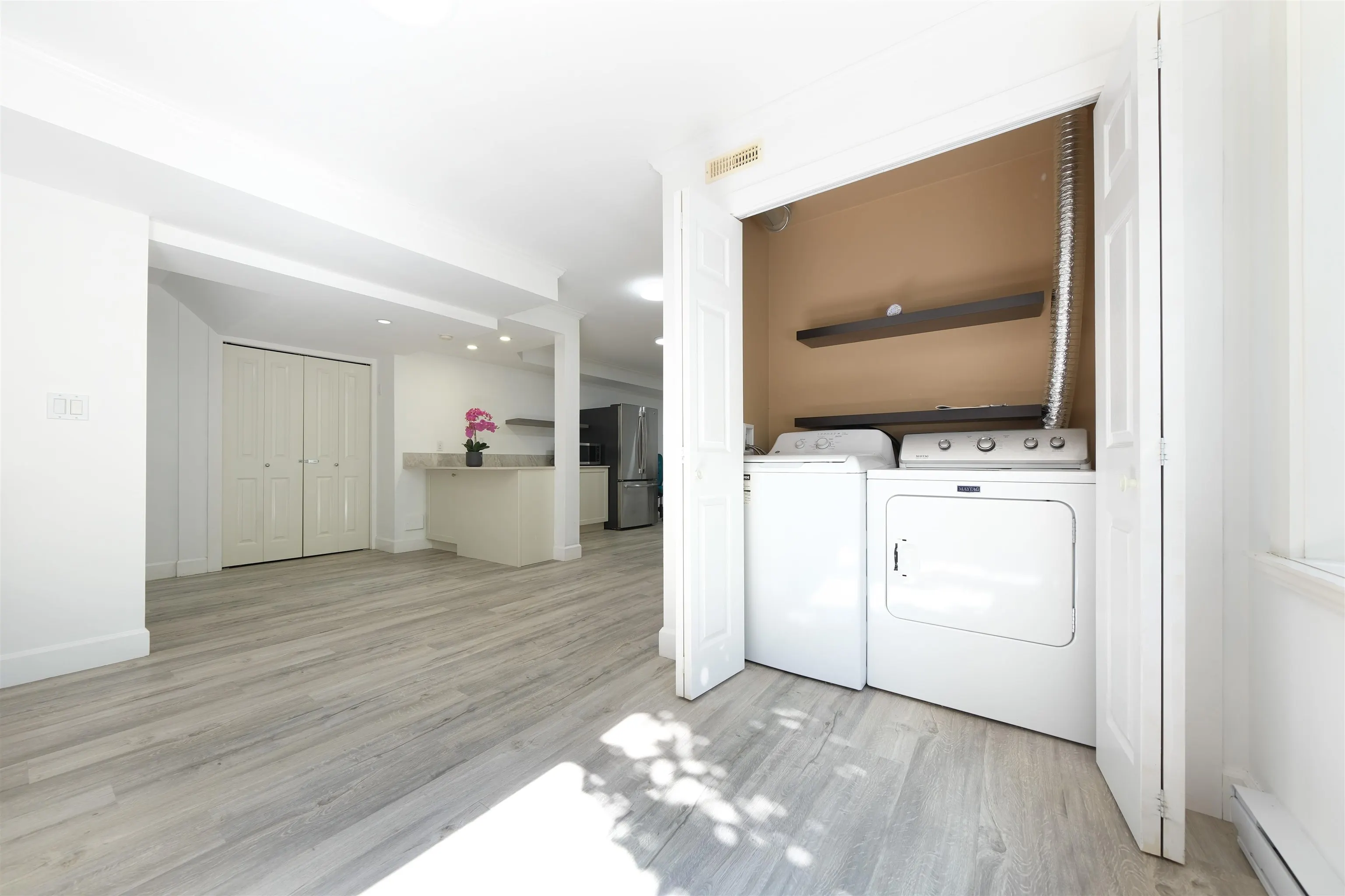 1630 Lawson Avenue #BASEMENT