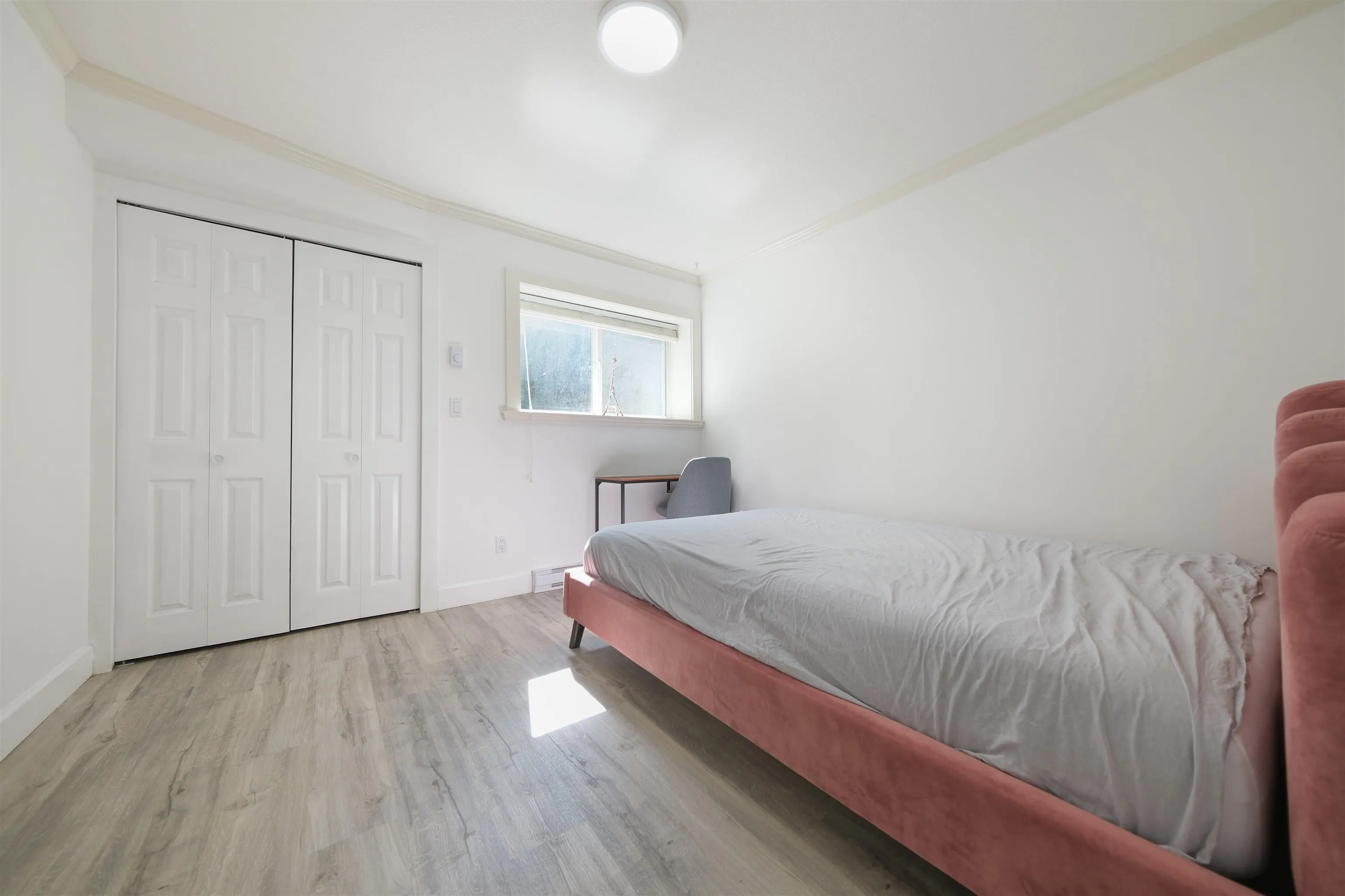 1630 Lawson Avenue #BASEMENT