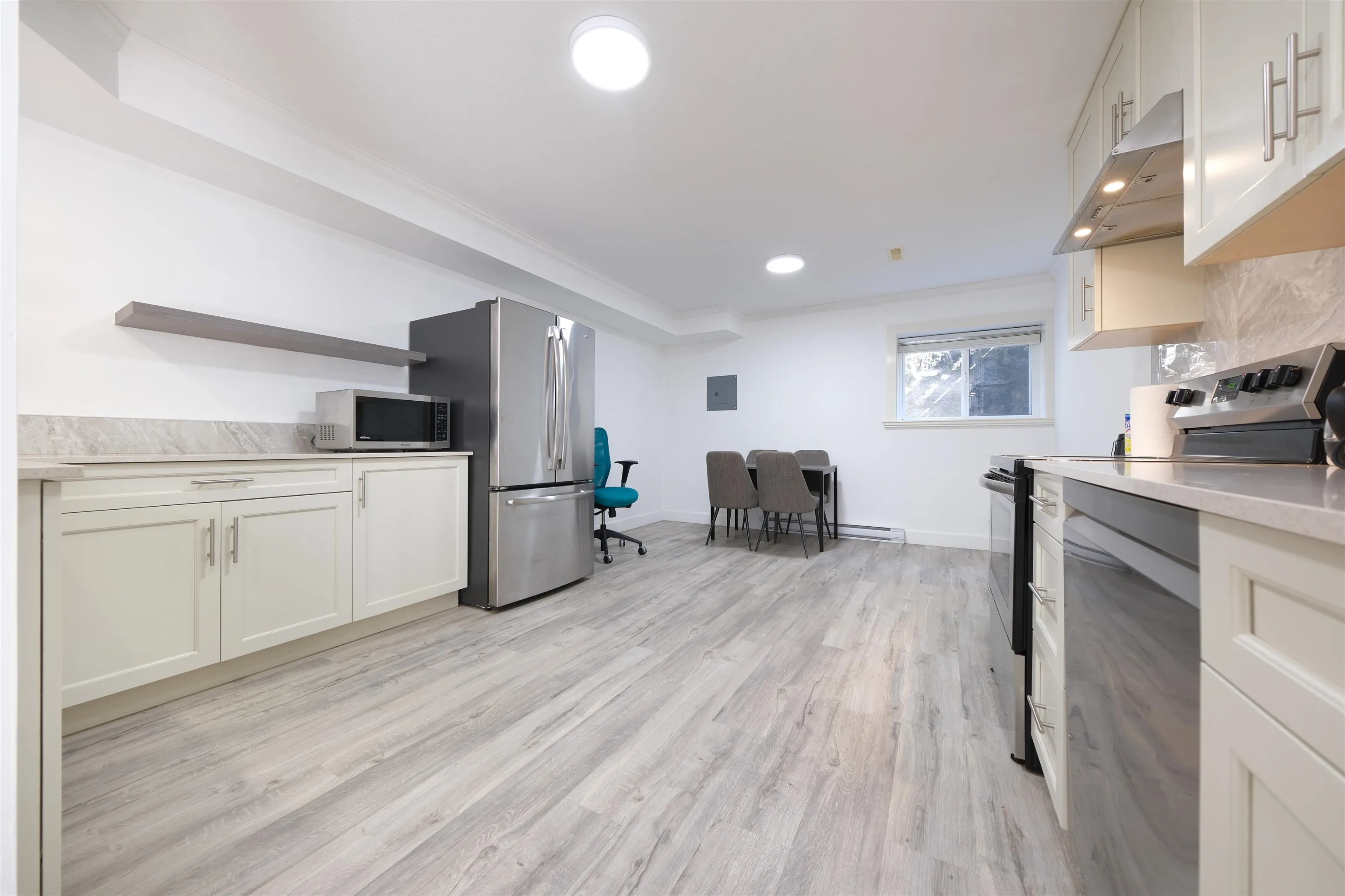 1630 Lawson Avenue #BASEMENT