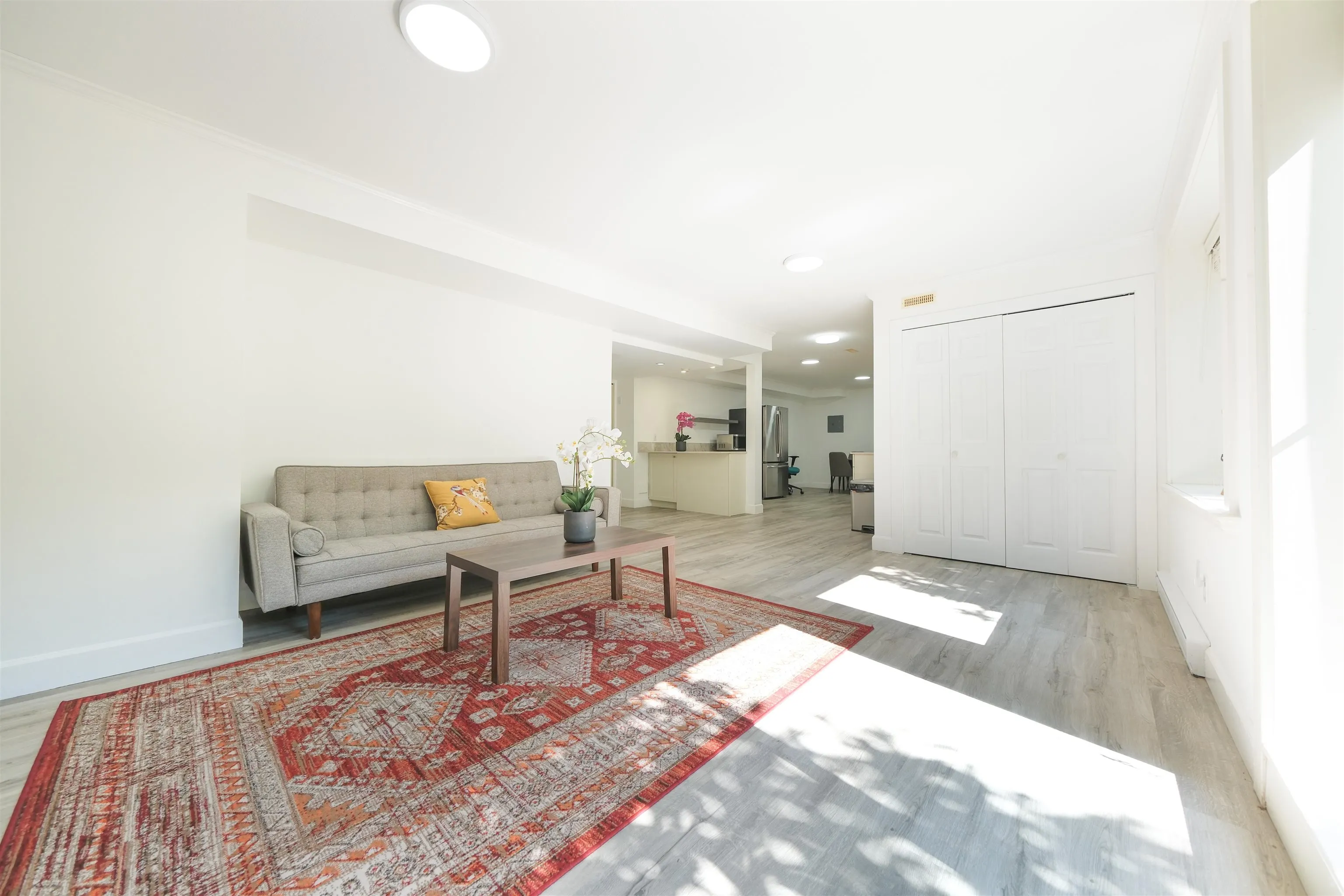 1630 Lawson Avenue #BASEMENT