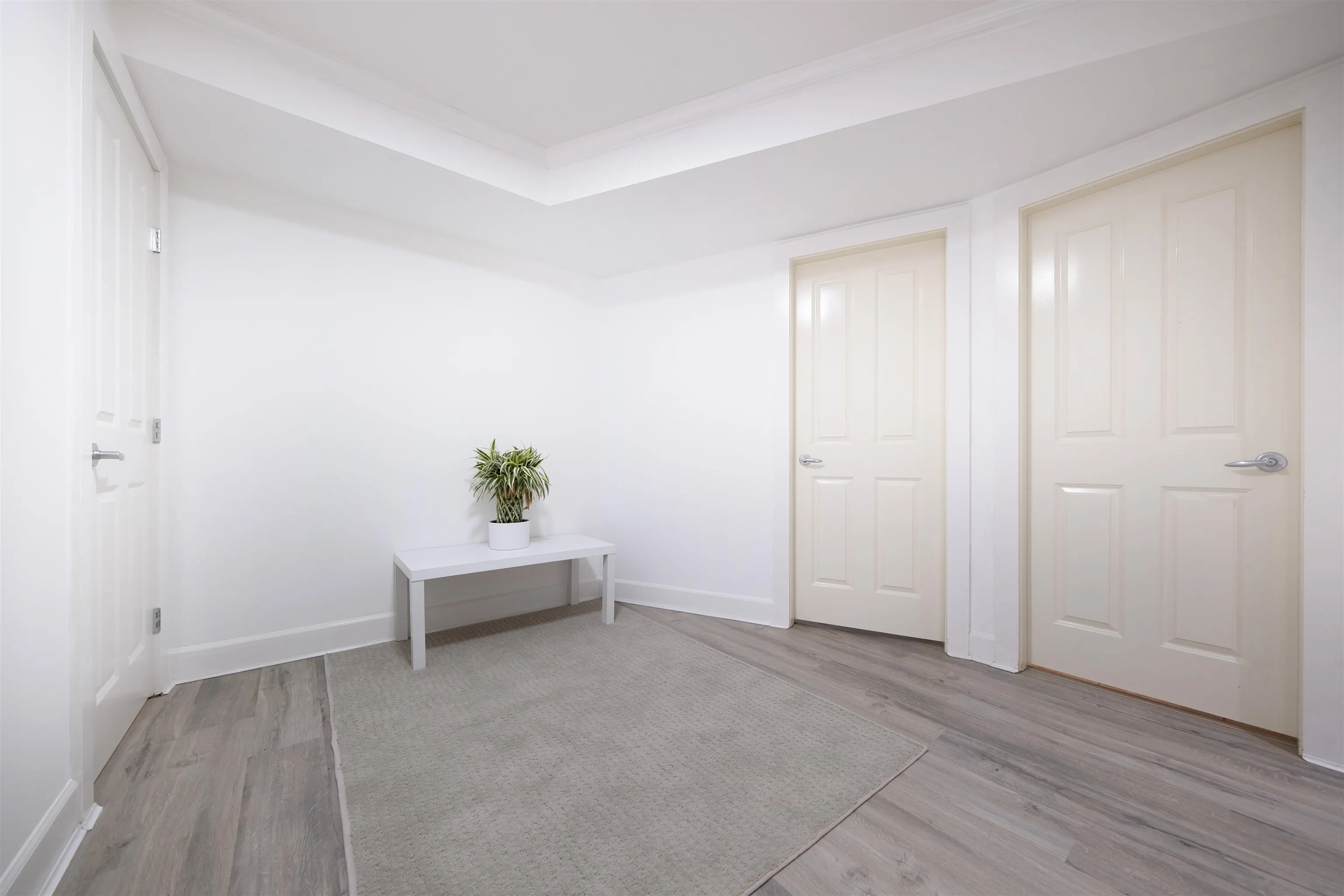 1630 Lawson Avenue #BASEMENT