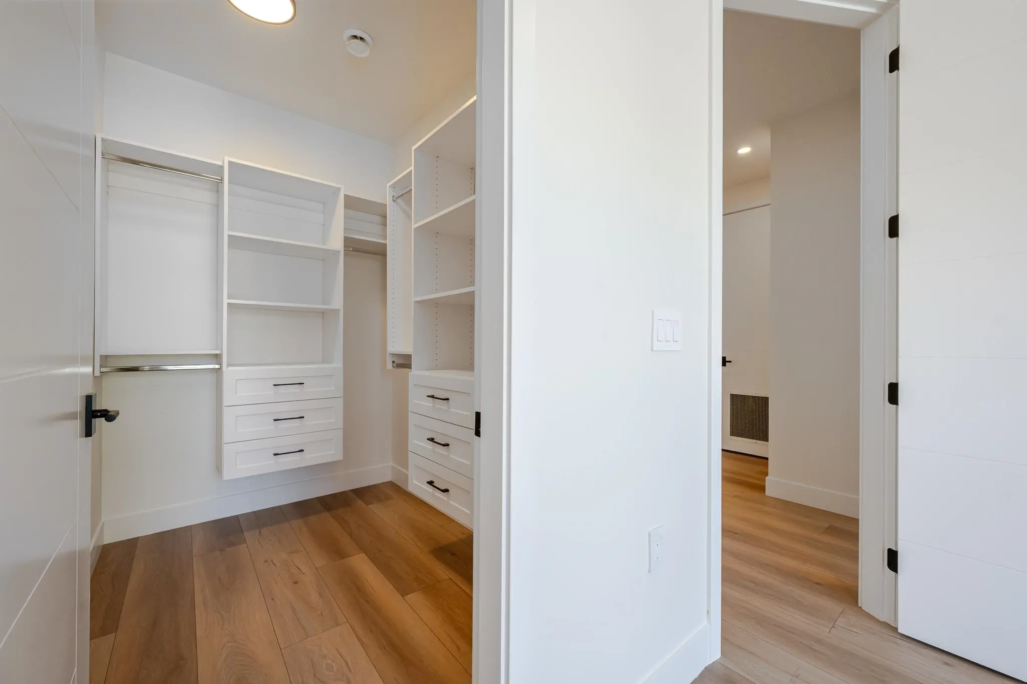 1759 Morgan Avenue #102