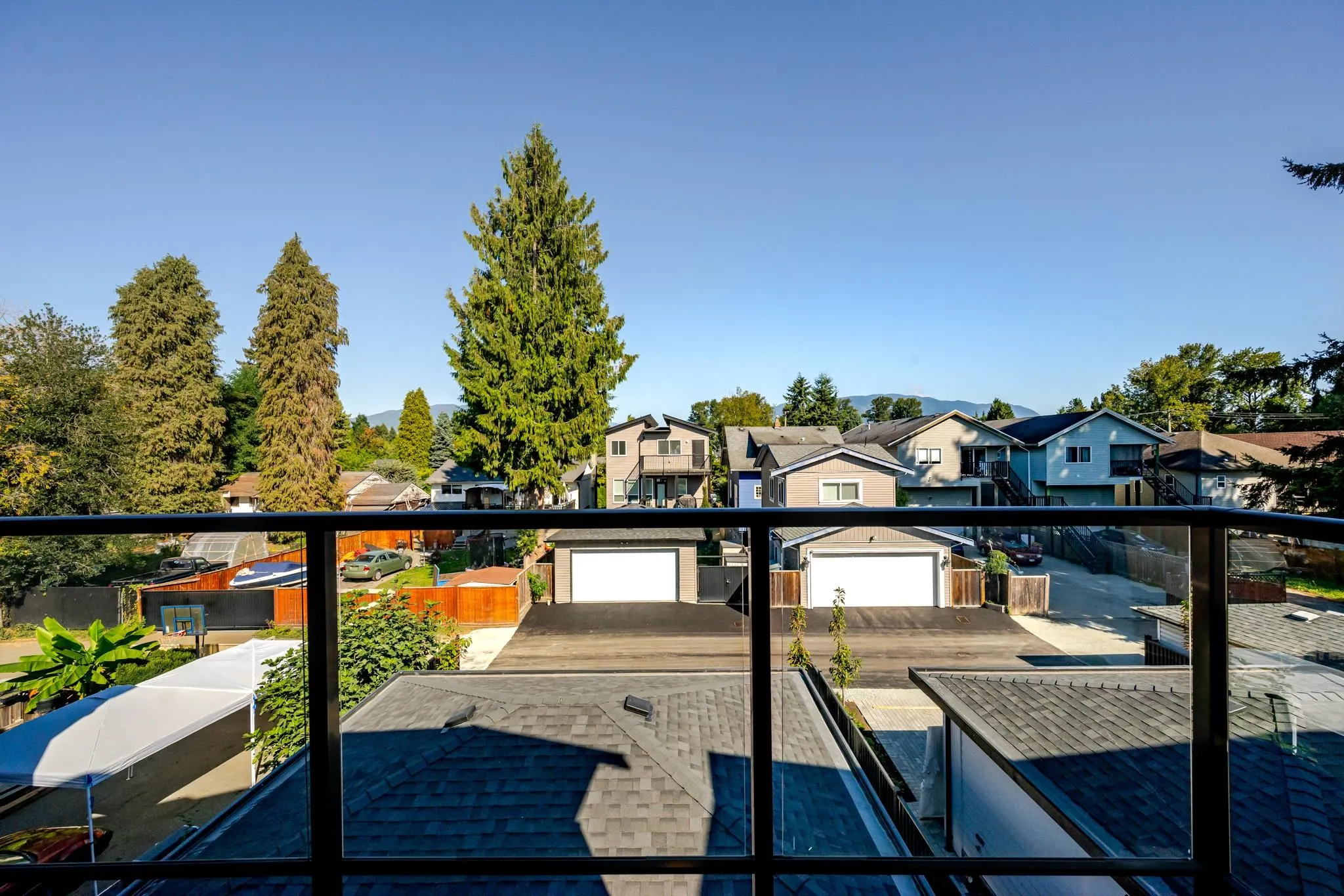 1759 Morgan Avenue #102