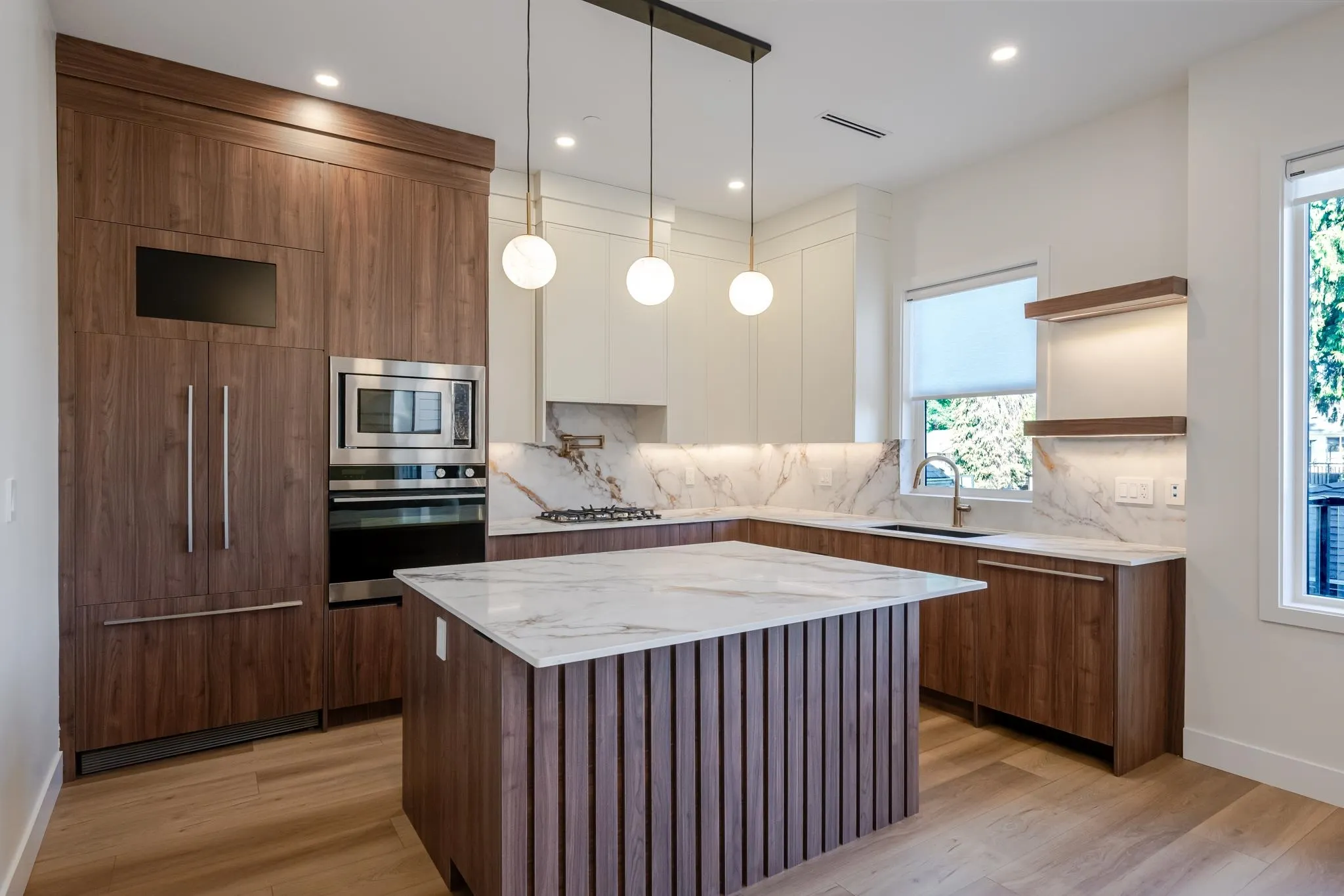 1759 Morgan Avenue #102