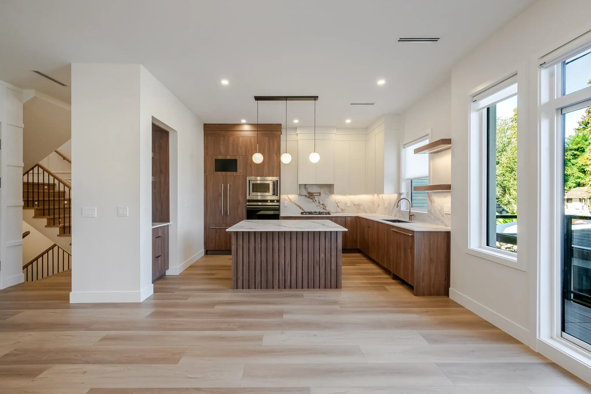 1759 Morgan Avenue #102