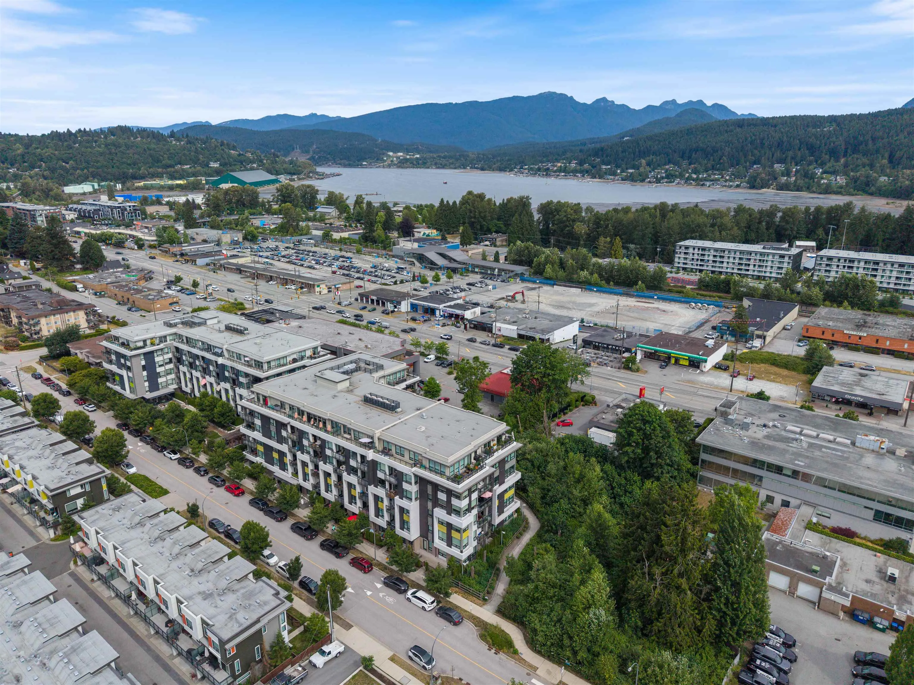 3038 St George Street #303