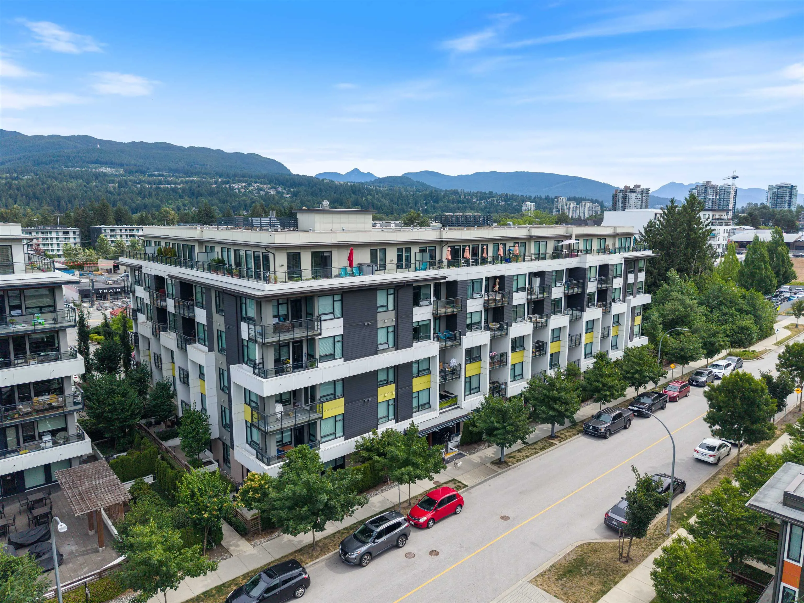 3038 St George Street #303