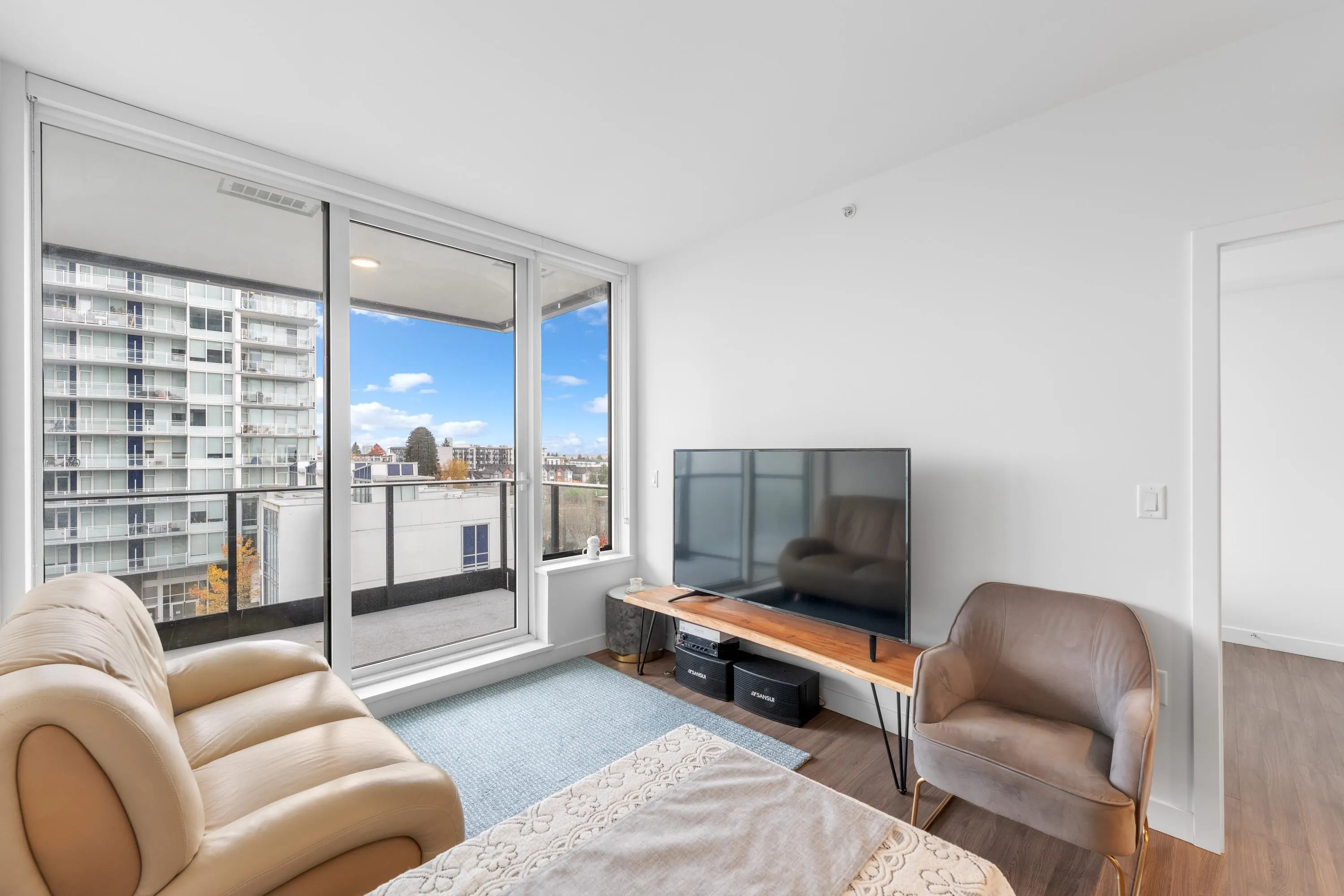 6699 Dunblane Avenue #606
