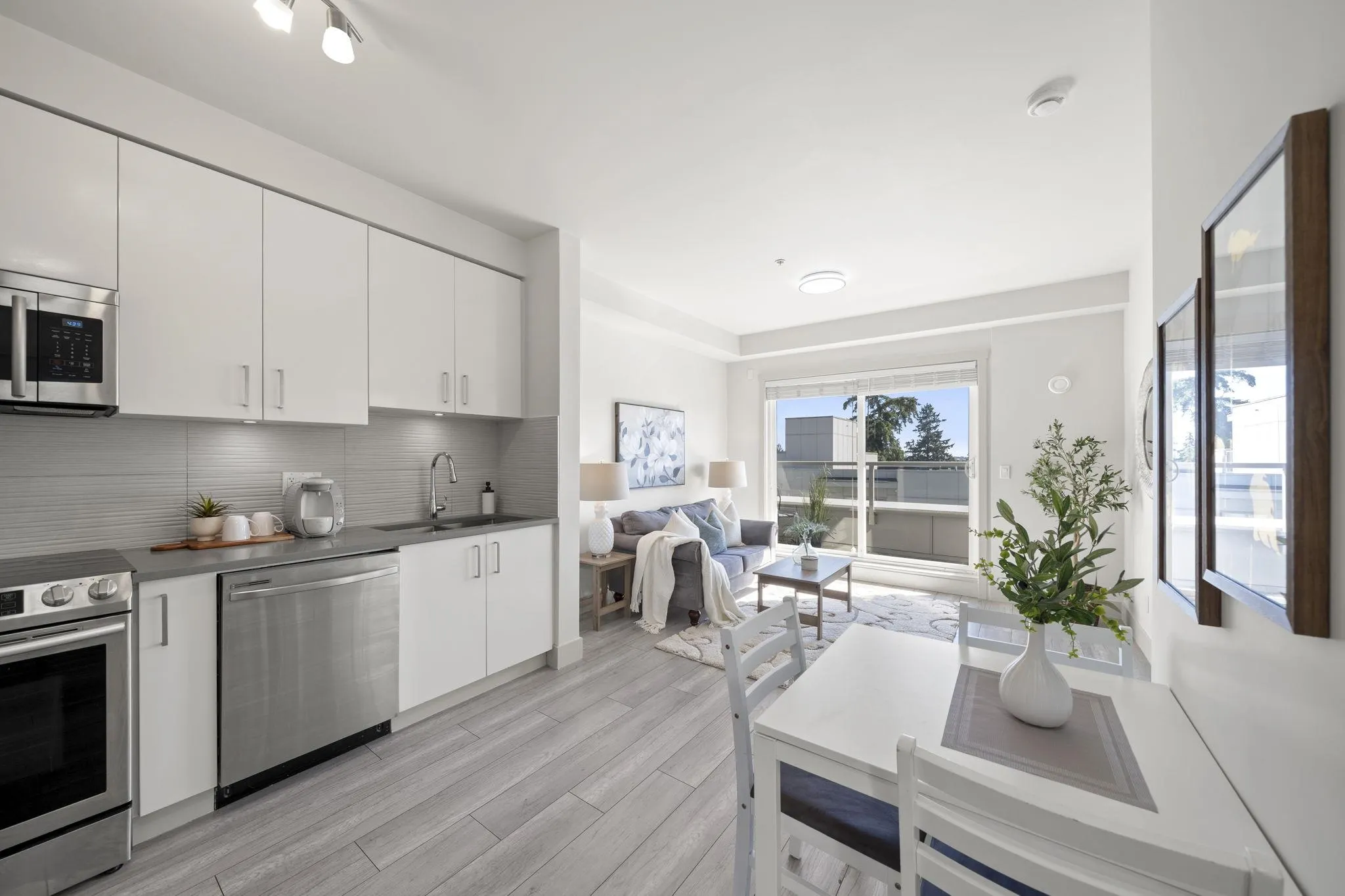 13978 Fraser Highway #502