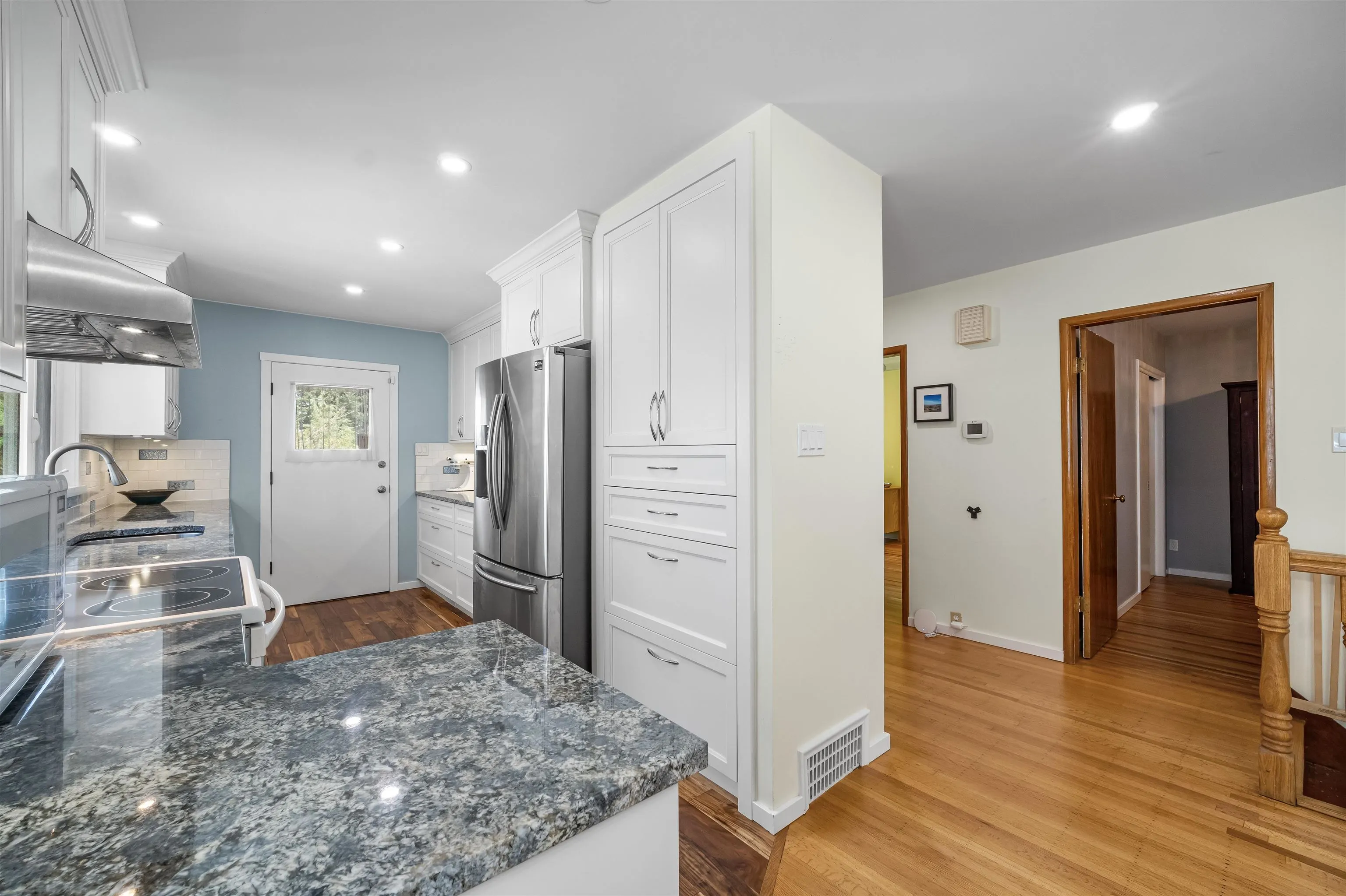 727 Second Street