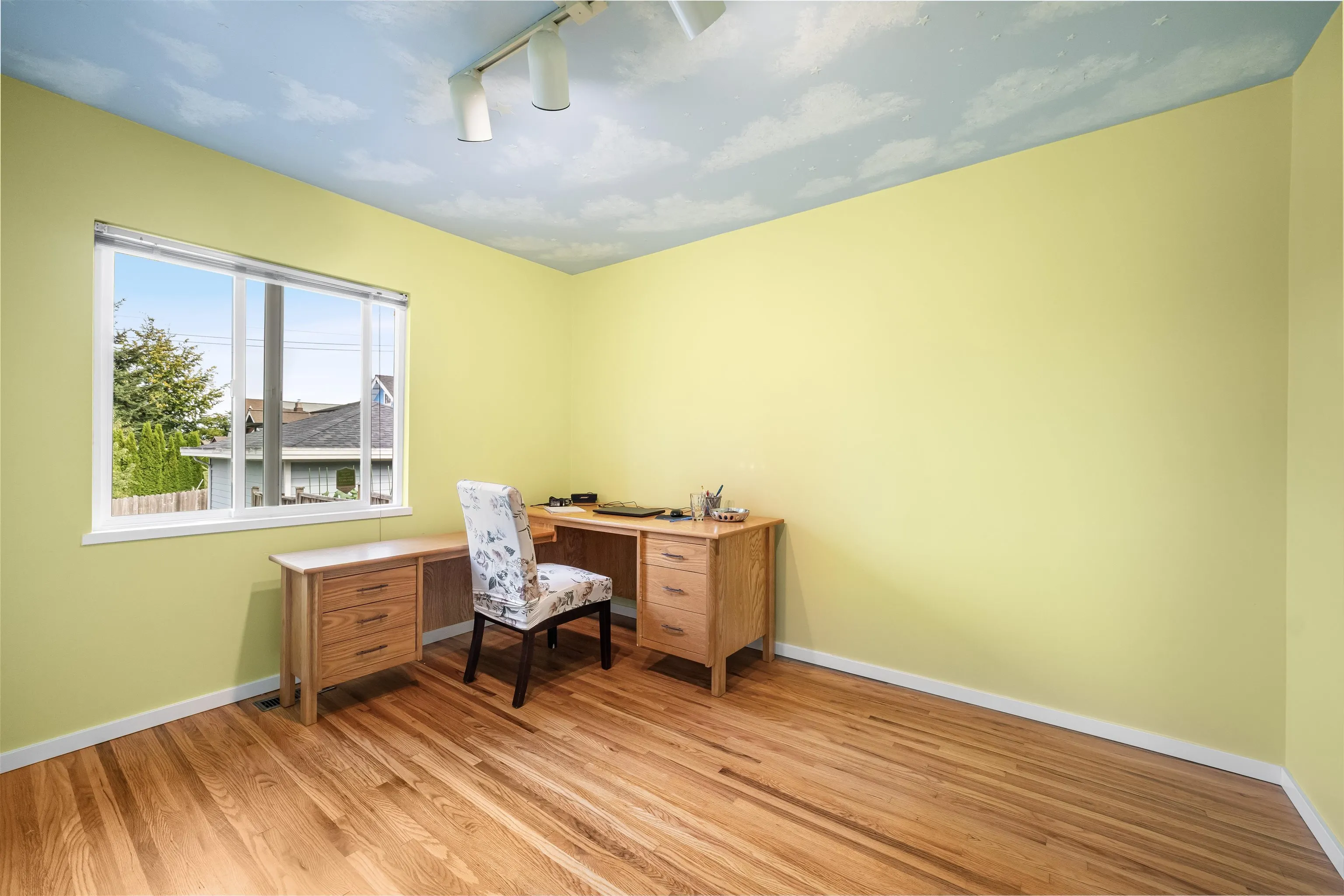 727 Second Street