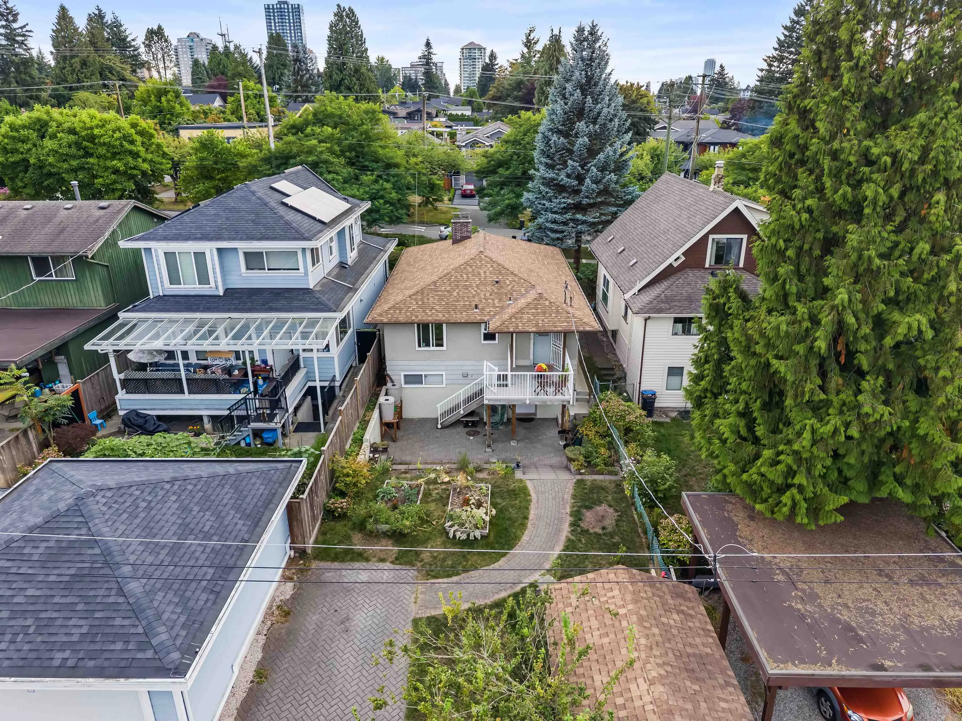 727 Second Street