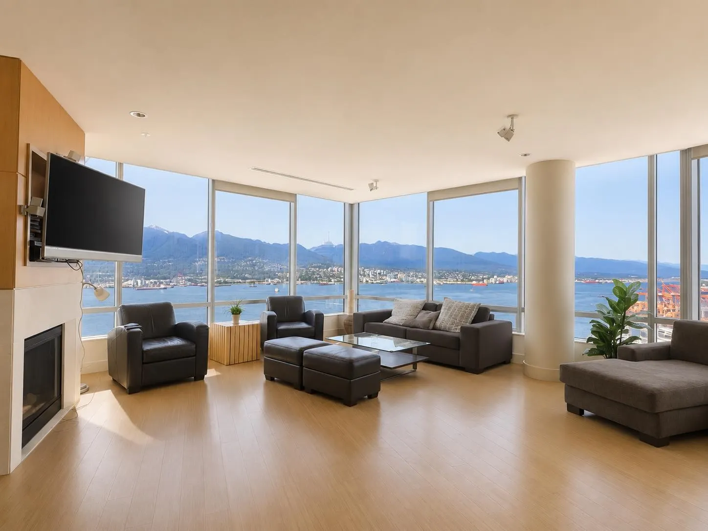 1077 W Cordova Street #3101