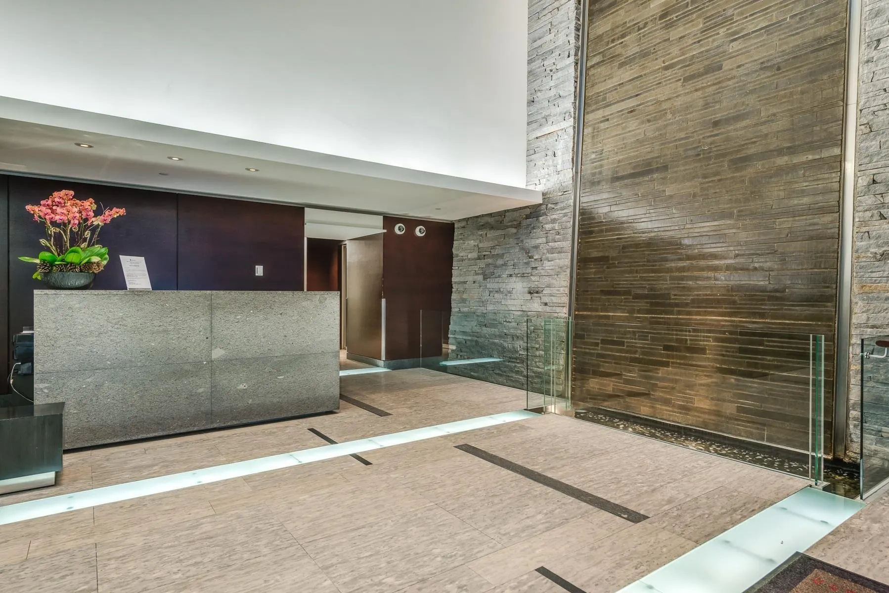 1077 W Cordova Street #3101