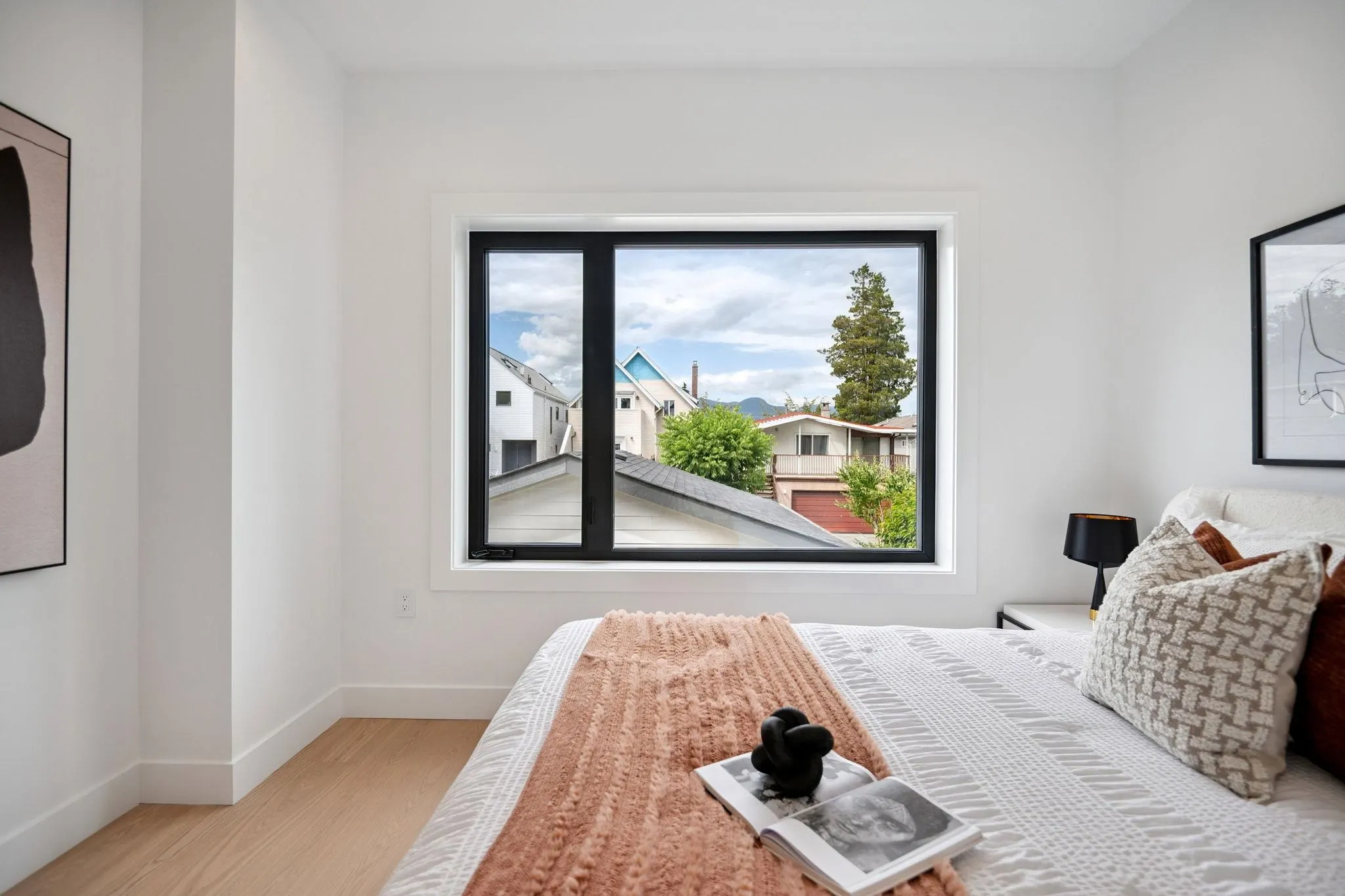 1079 E 14th Avenue ##2