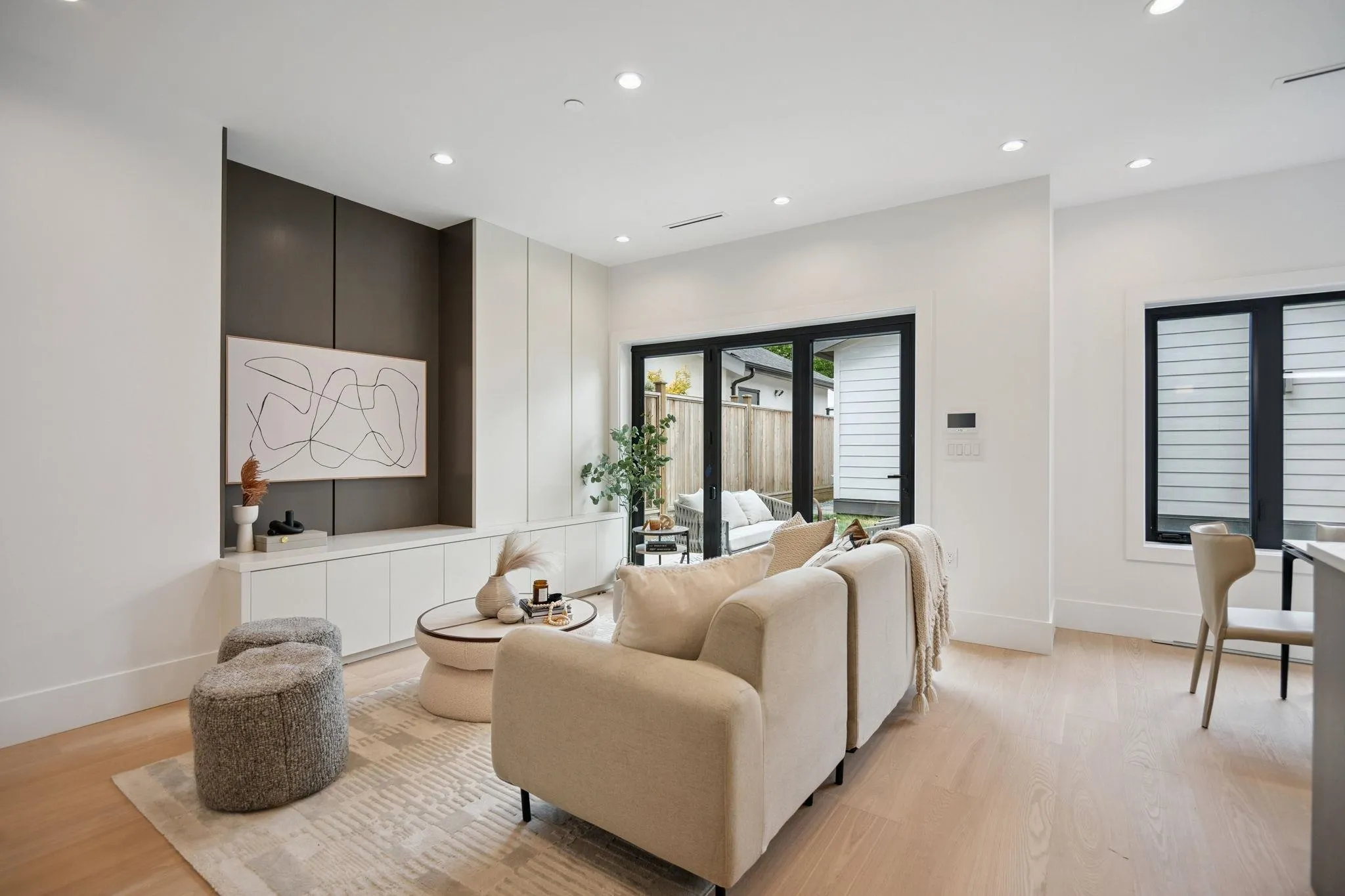 1079 E 14th Avenue ##2