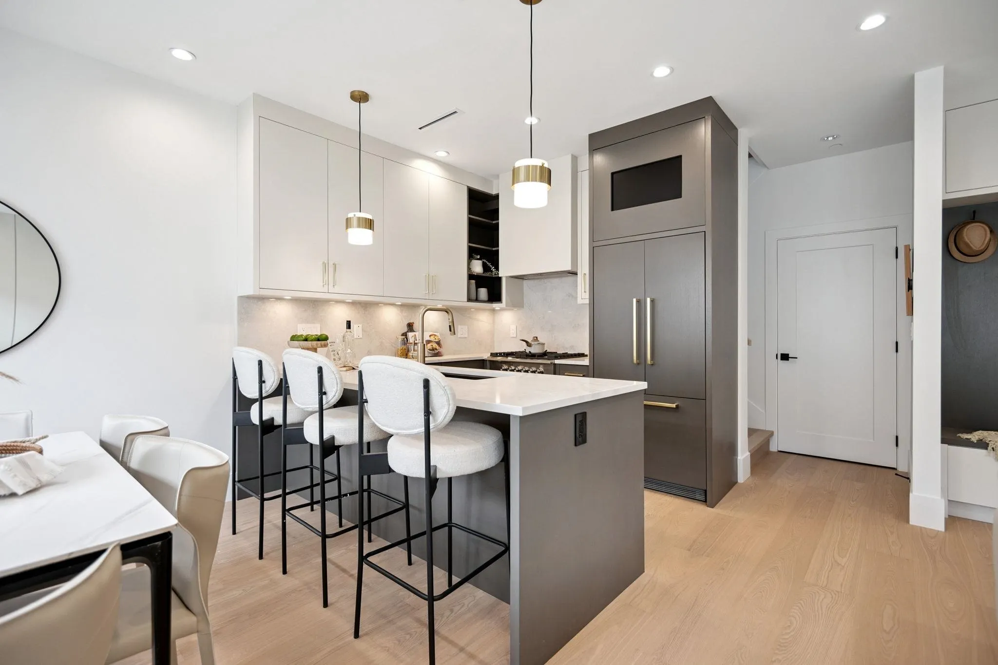 1079 E 14th Avenue ##2