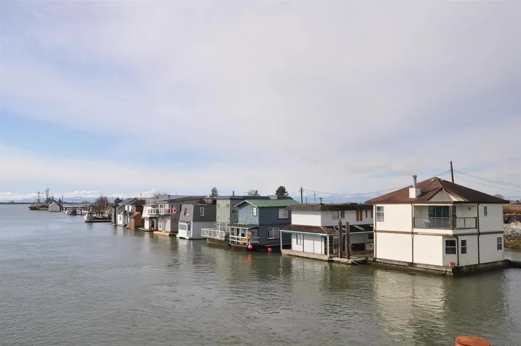 3350 Westham Island Road #4