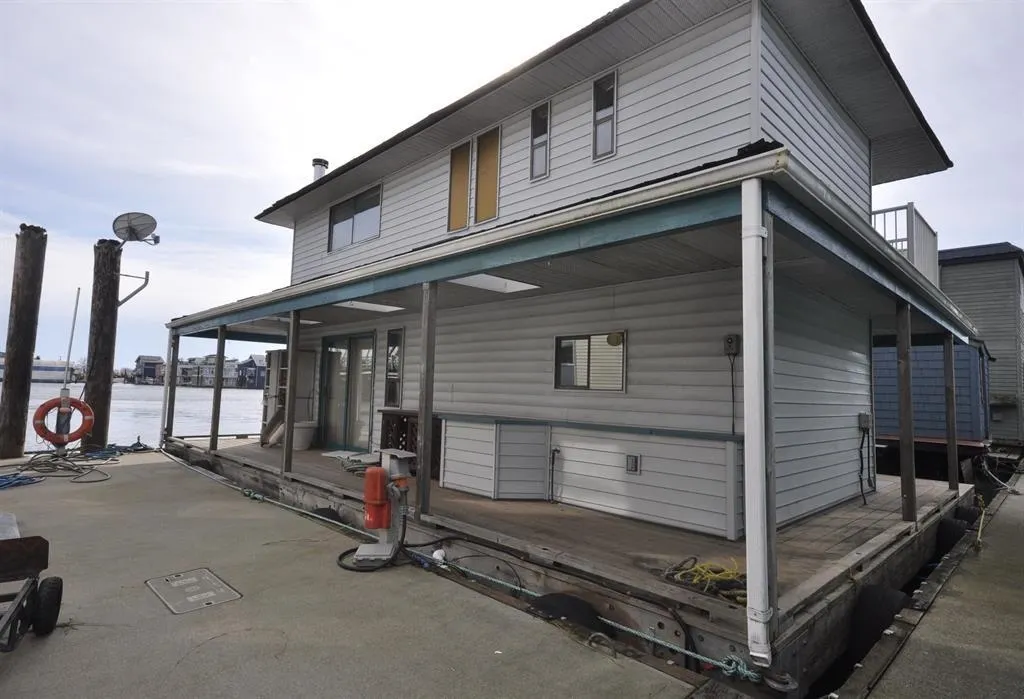3350 Westham Island Road #4
