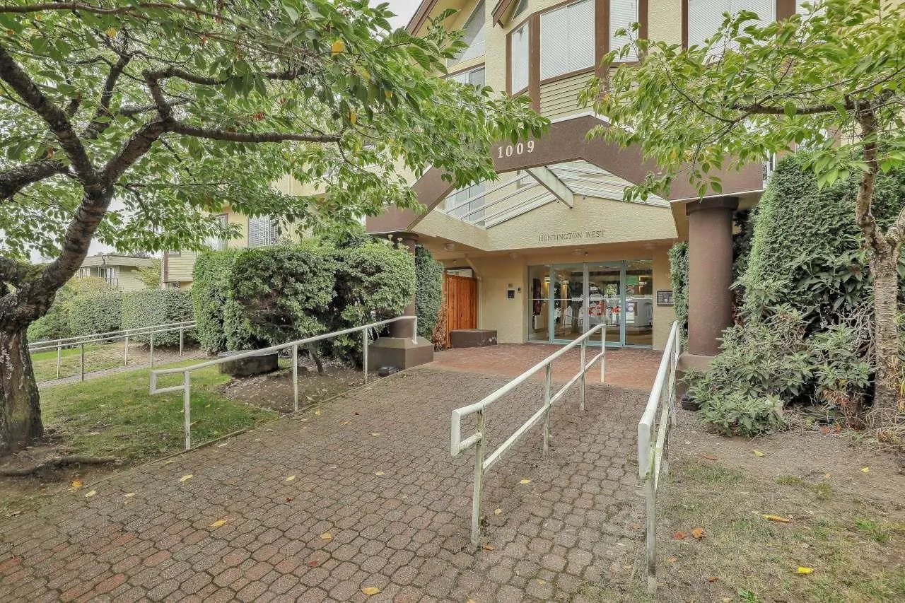 1009 Howay Street #112