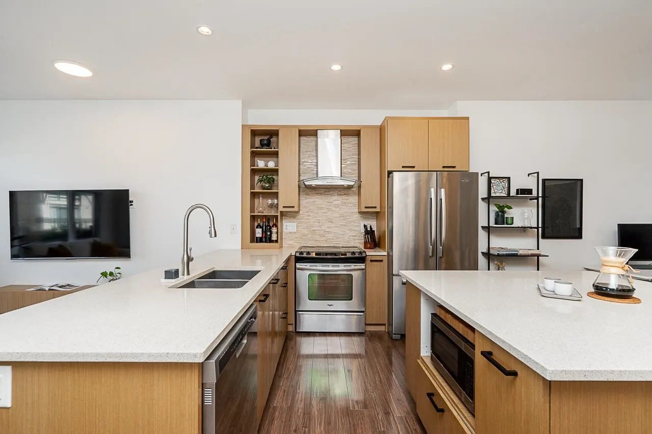 9989 E Barnston Drive #22