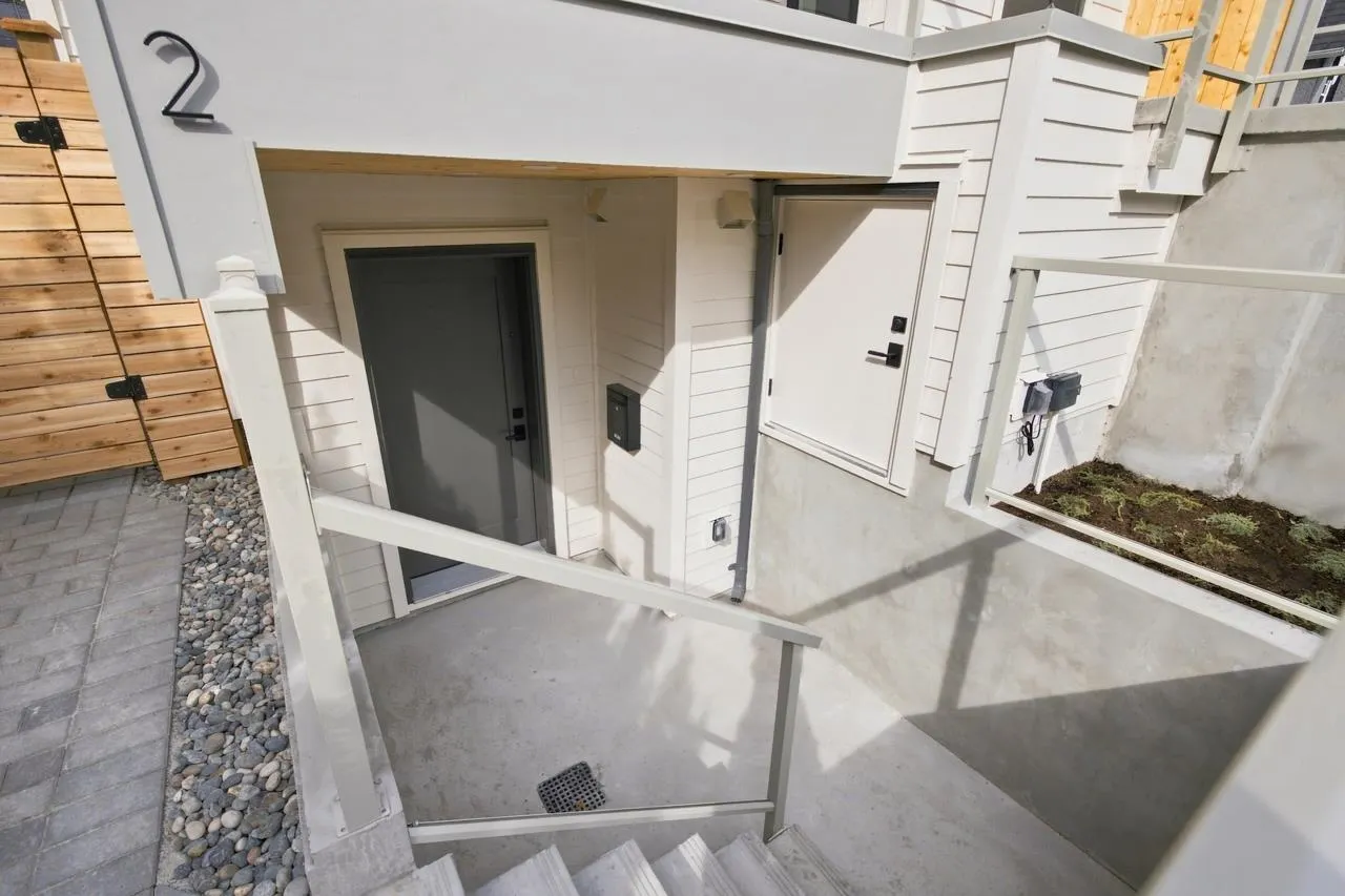 3549 W 38th Avenue